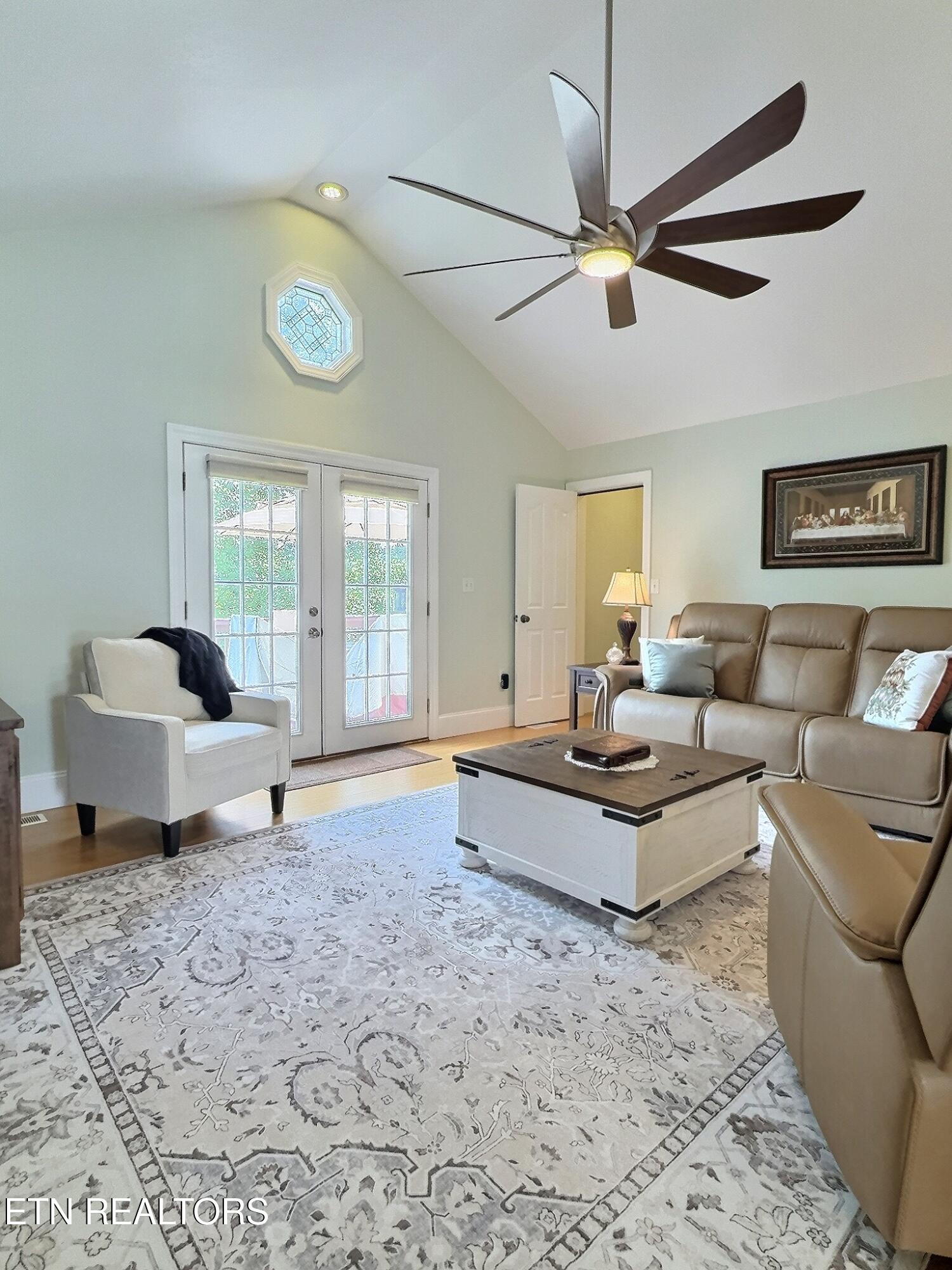 430 Bluff Trace Jacksboro TN 37757