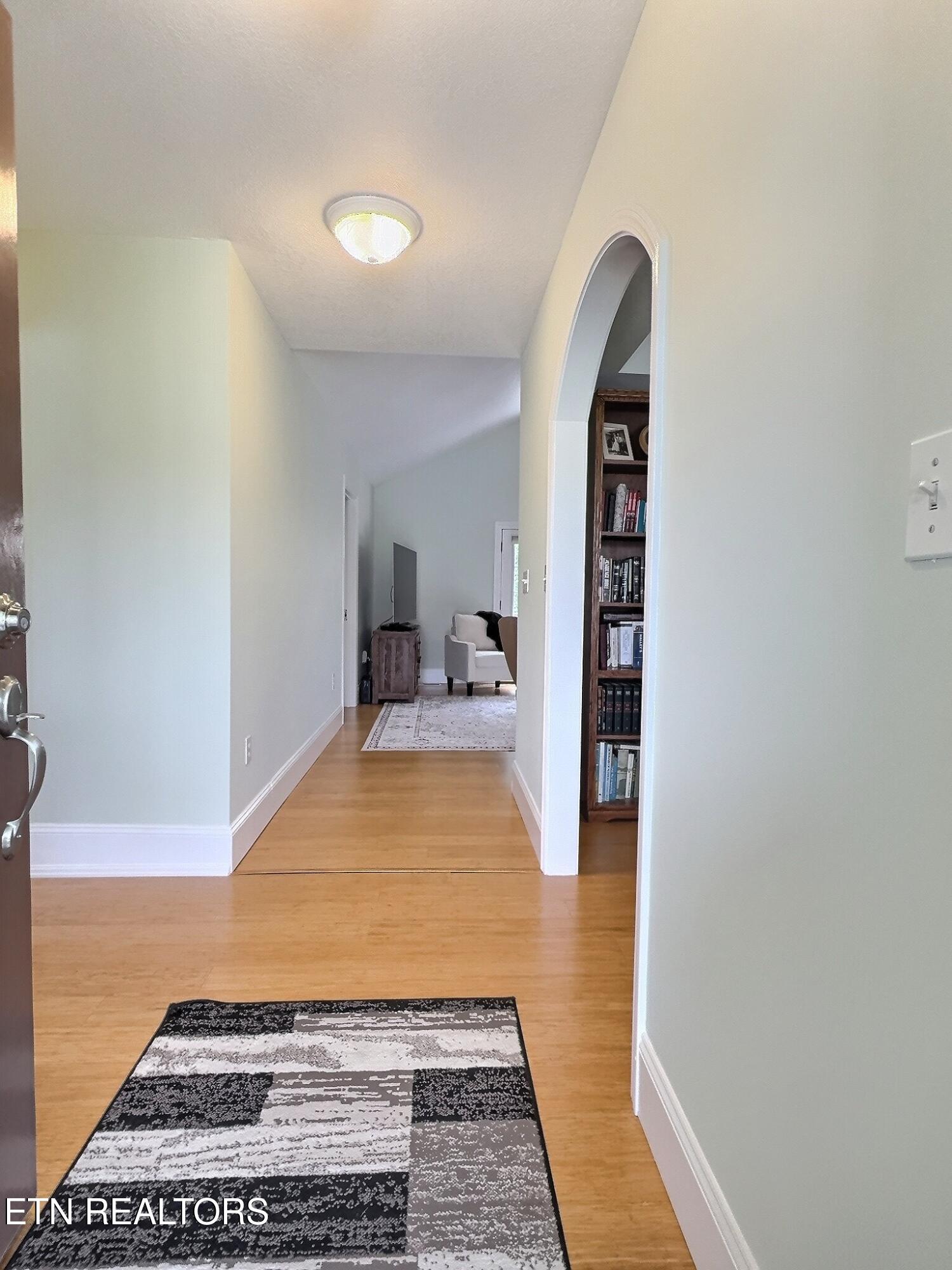 430 Bluff Trace Jacksboro TN 37757