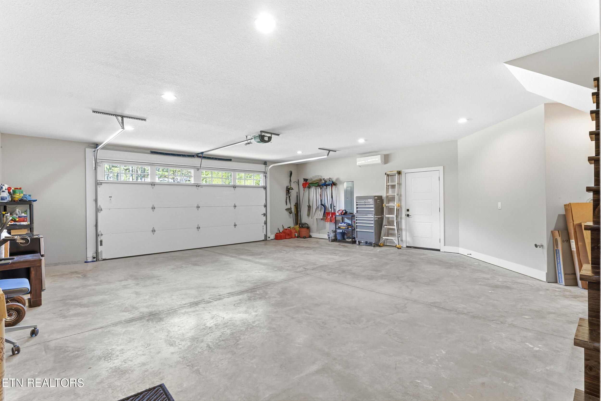 136 Wilderness Drive Vonore TN 37885