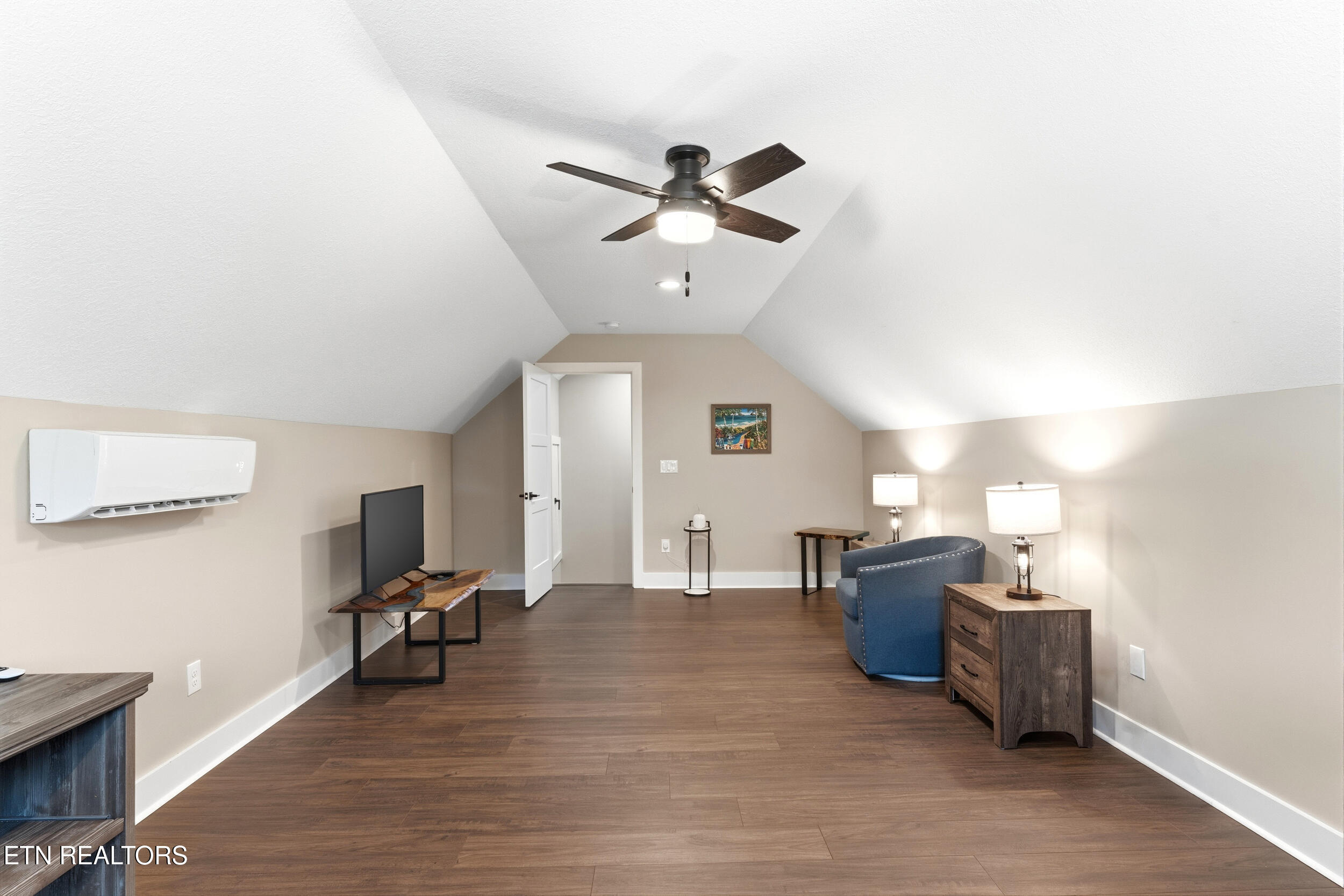 136 Wilderness Drive Vonore TN 37885