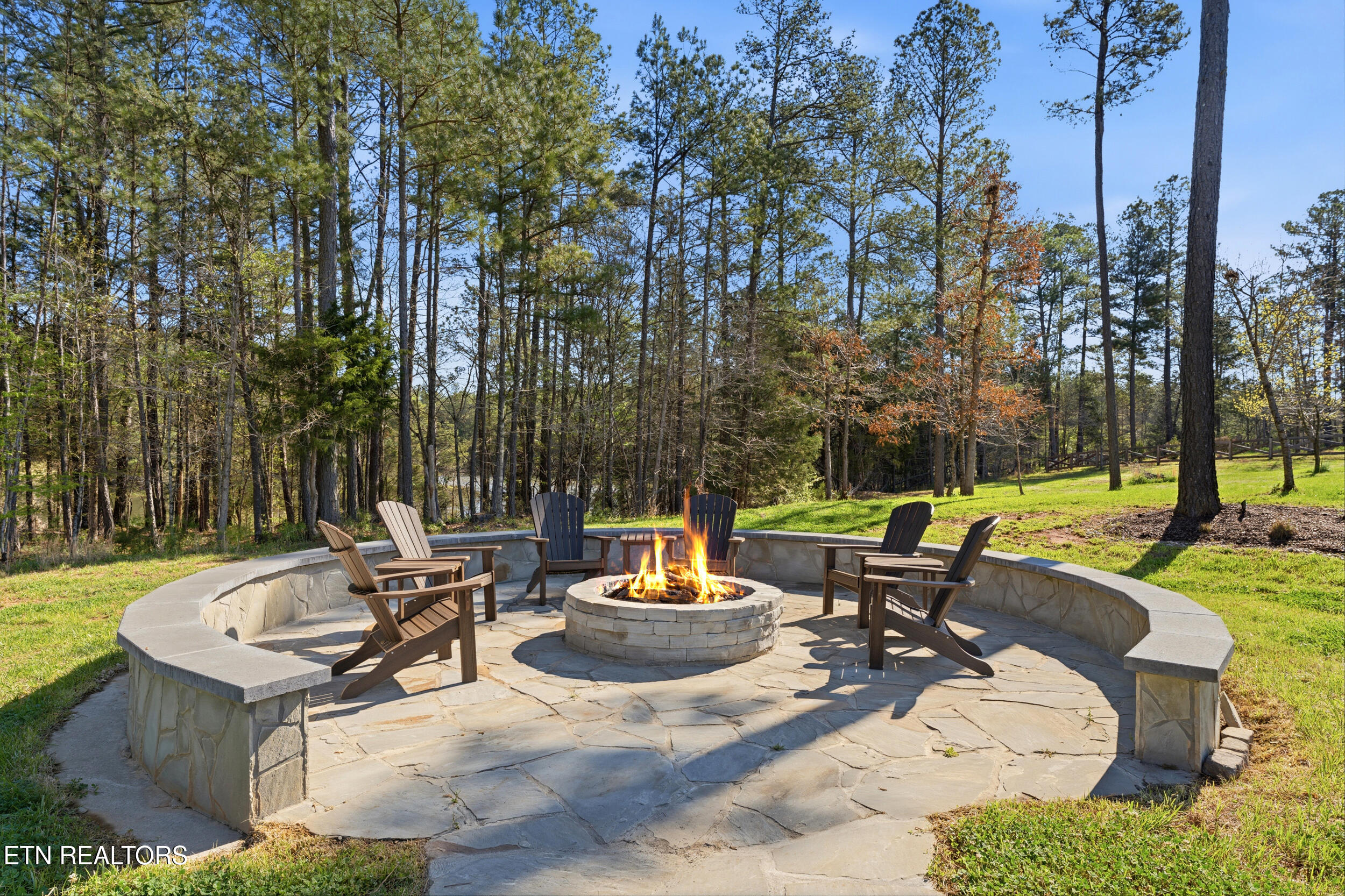 136 Wilderness Drive Vonore TN 37885