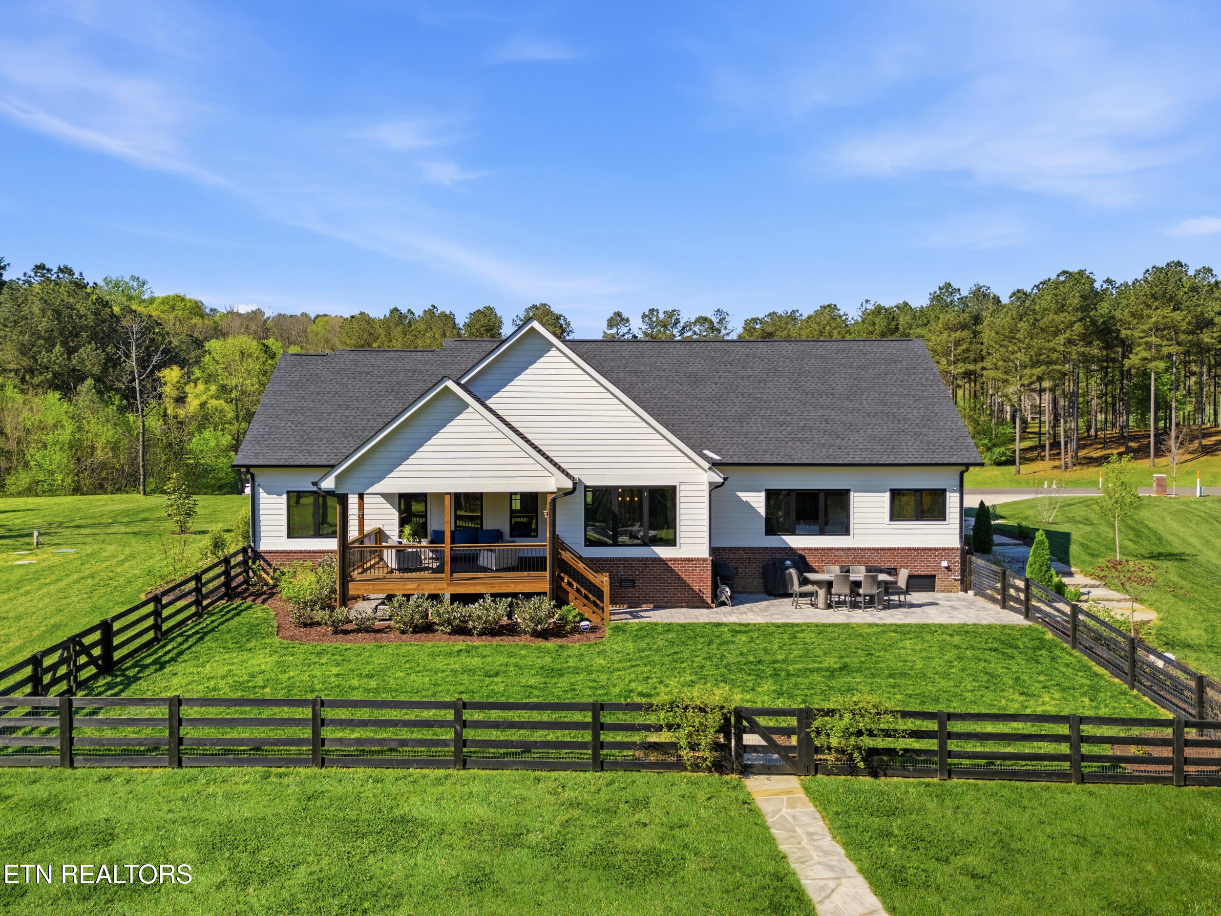 136 Wilderness Drive Vonore TN 37885