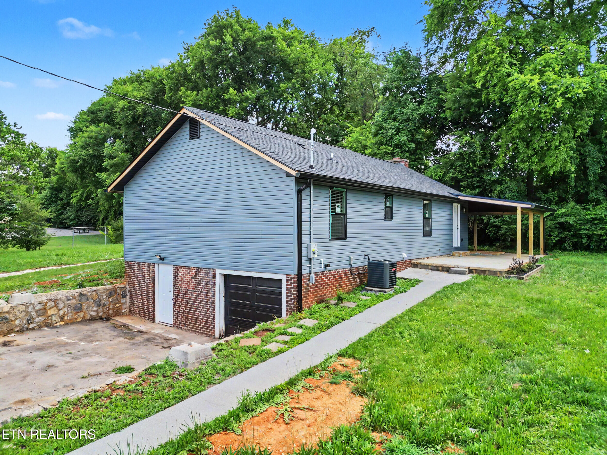 115 Howard Street Maryville TN 37804