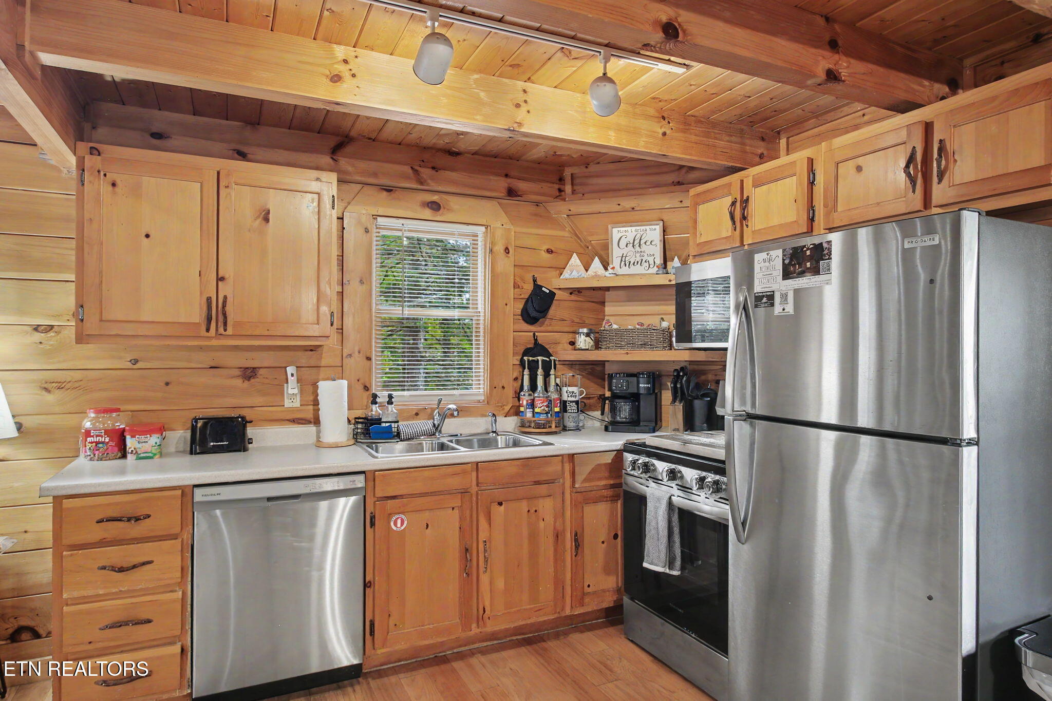 2864 Pine Haven Drive Sevierville TN 37862
