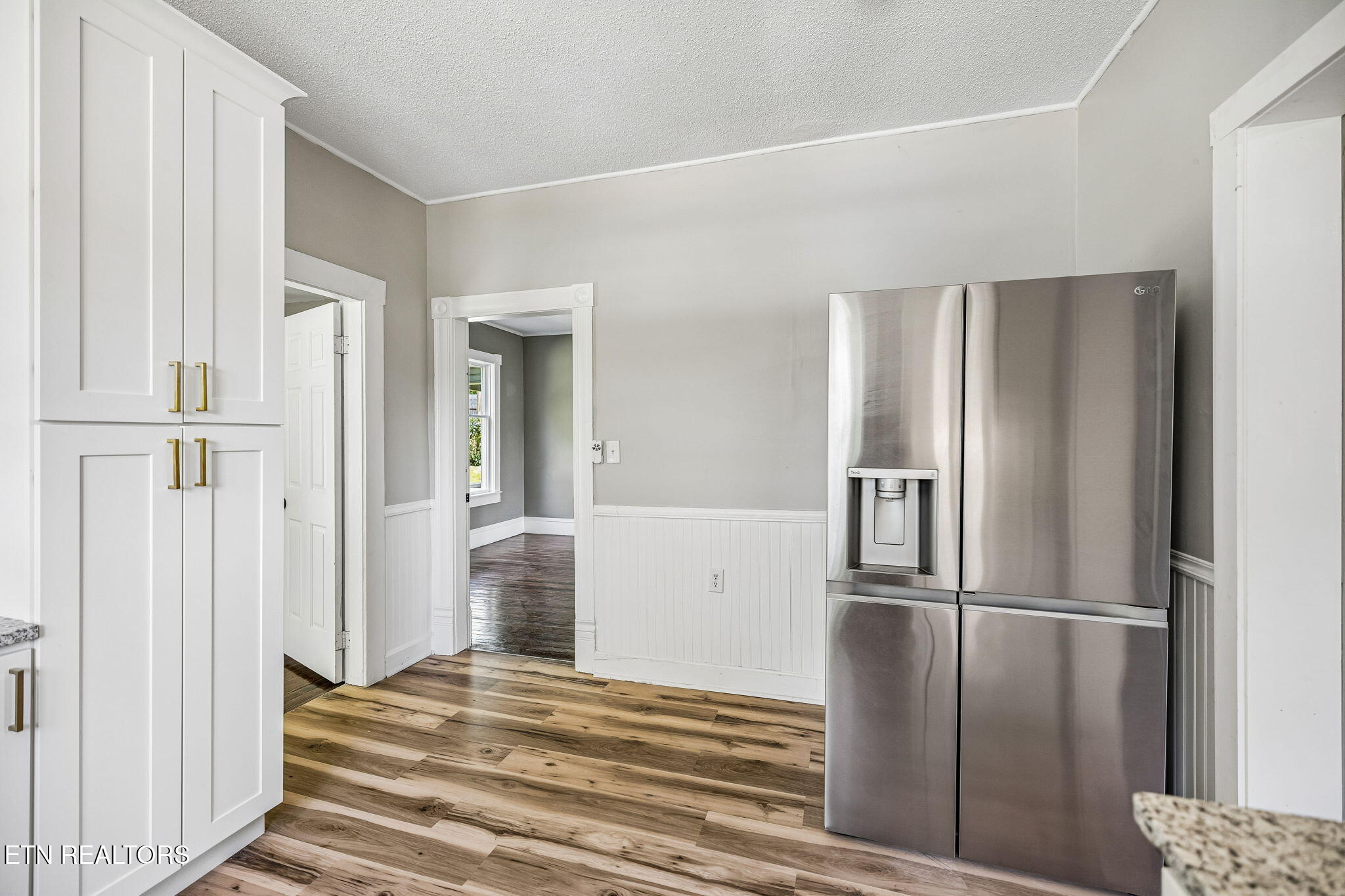 902 Queen Avenue Harriman TN 37748
