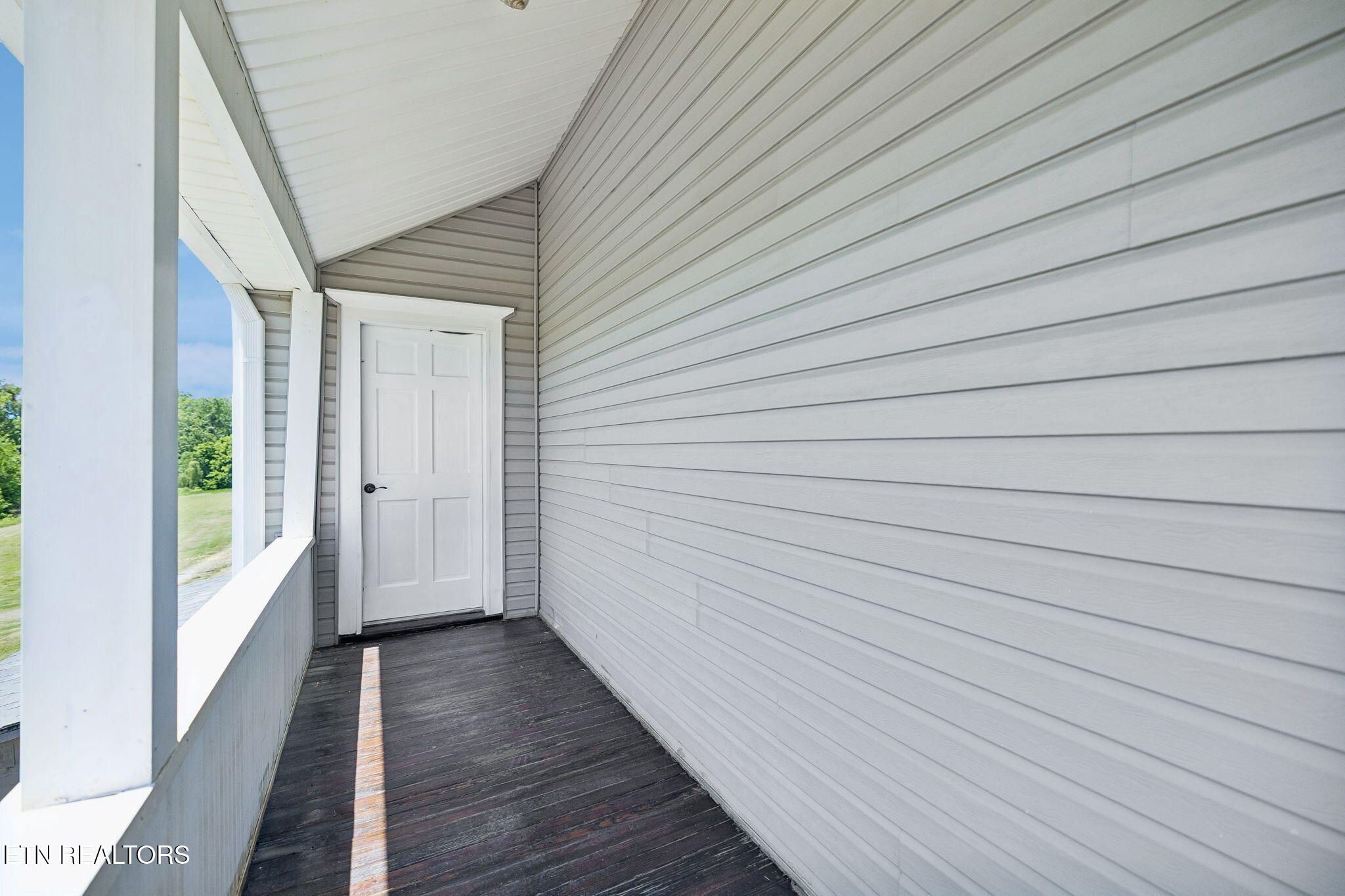 902 Queen Avenue Harriman TN 37748