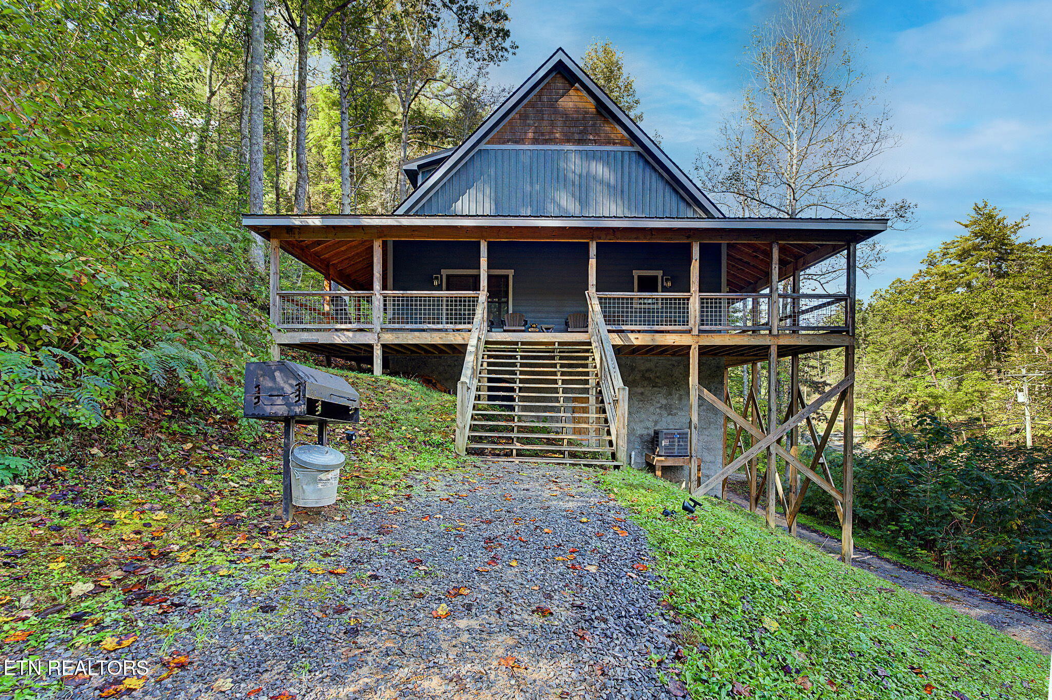 2485&2489 Waldens Creek Road Sevierville TN 37862