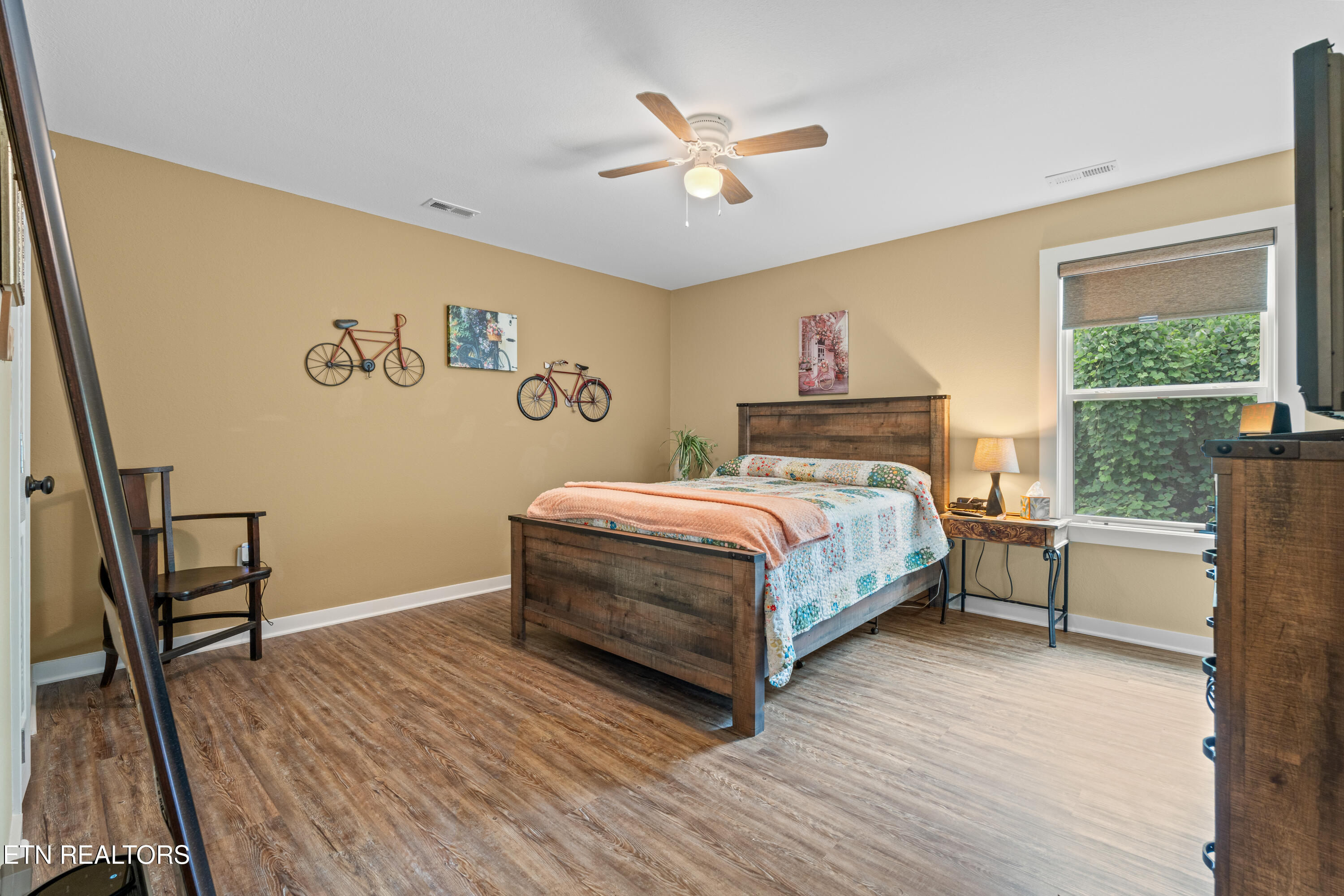 105 Wealdwood Drive Clinton TN 37716