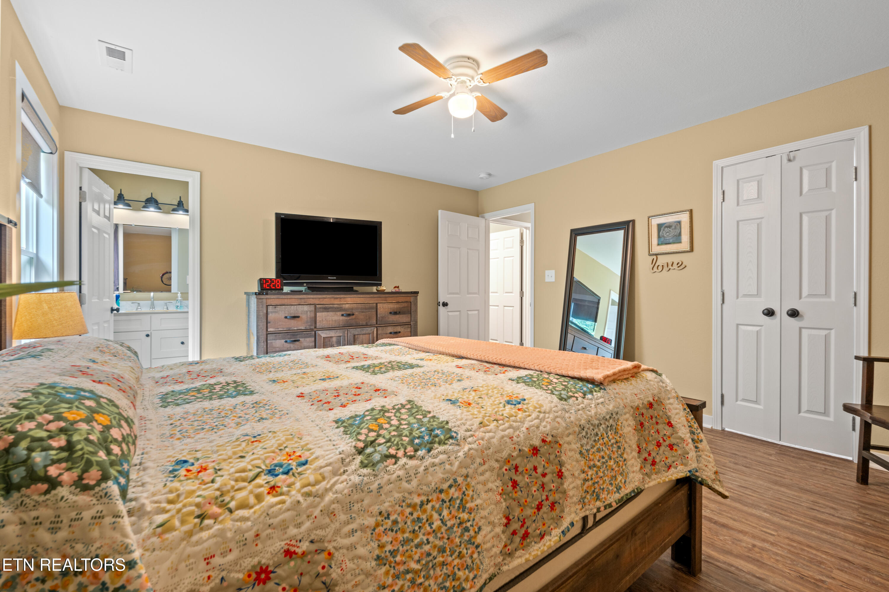 105 Wealdwood Drive Clinton TN 37716
