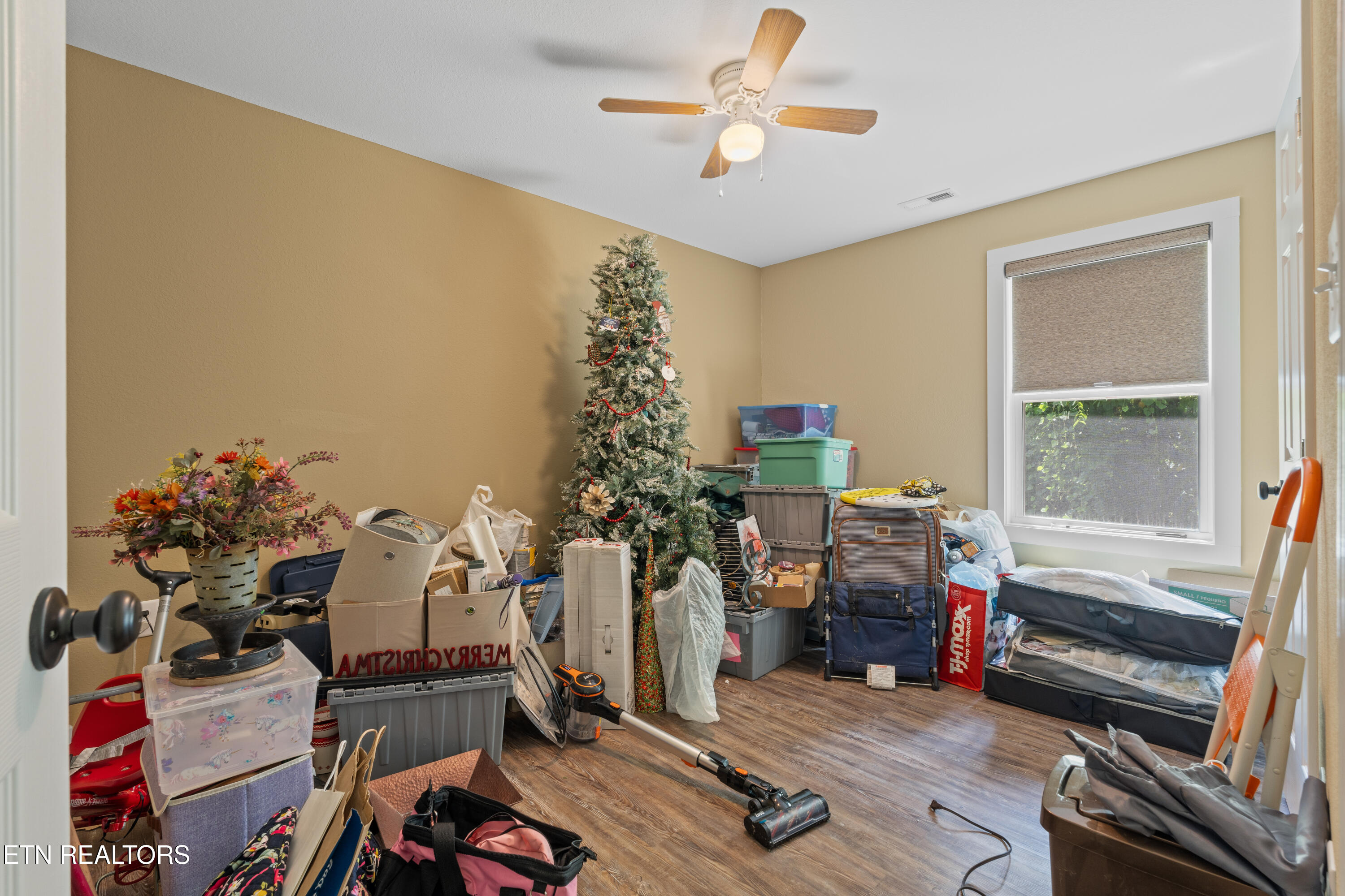105 Wealdwood Drive Clinton TN 37716