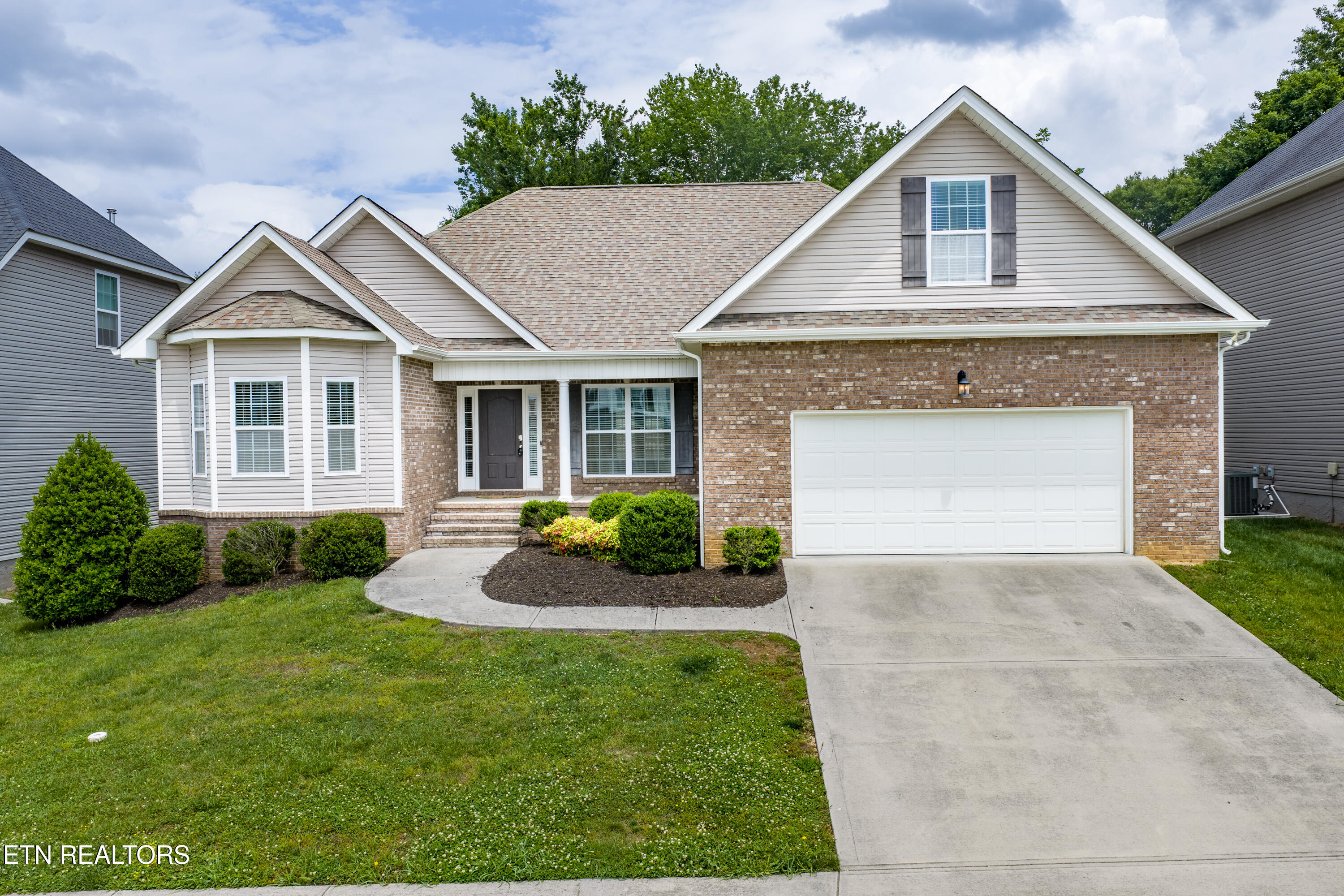2642 Sweeping Rain Lane Knoxville TN 37931