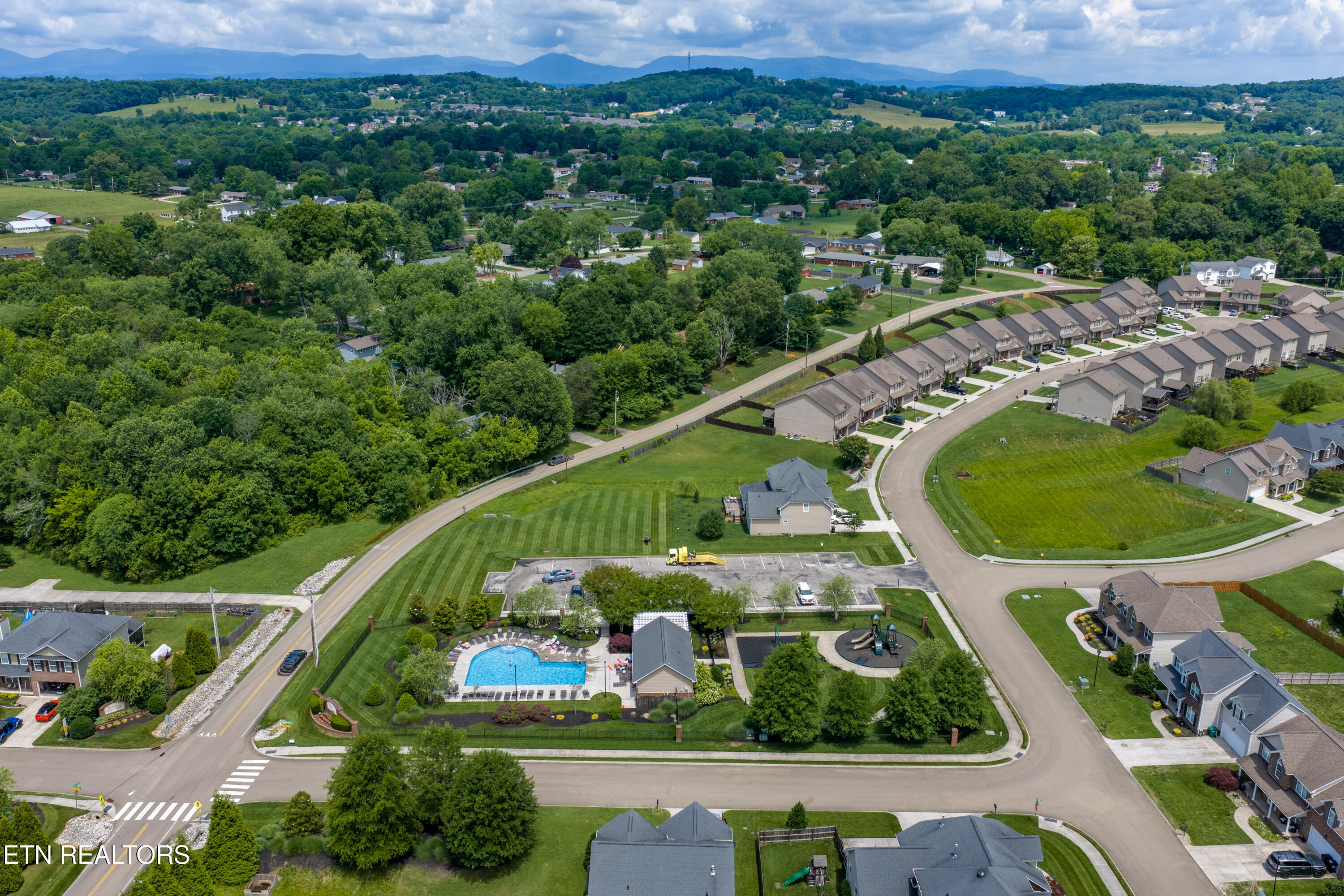 2642 Sweeping Rain Lane Knoxville TN 37931