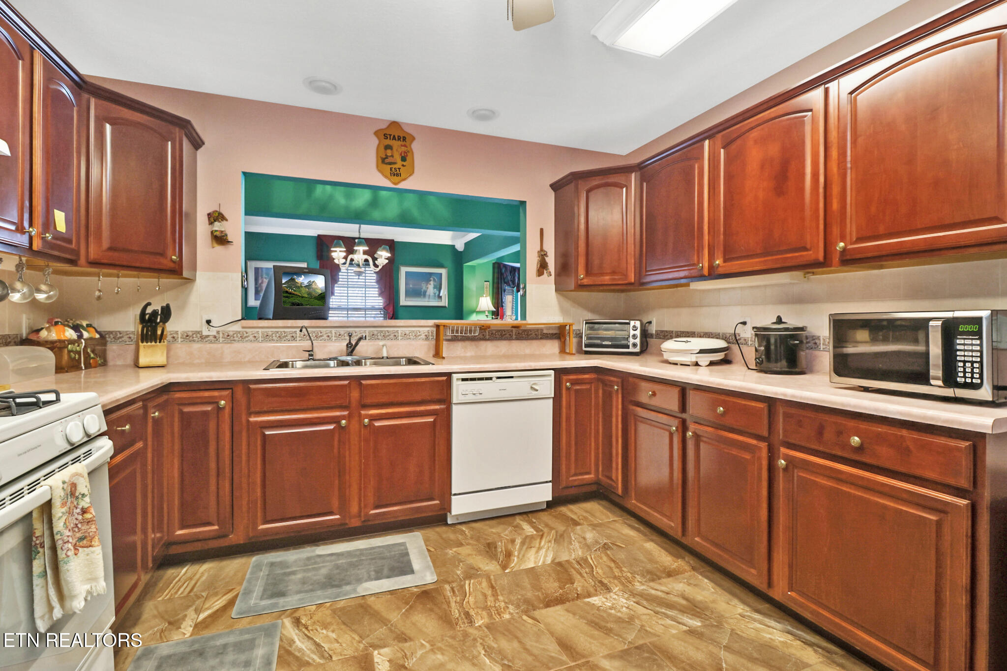 3 Augustine Lane Fairfield Glade TN 38558