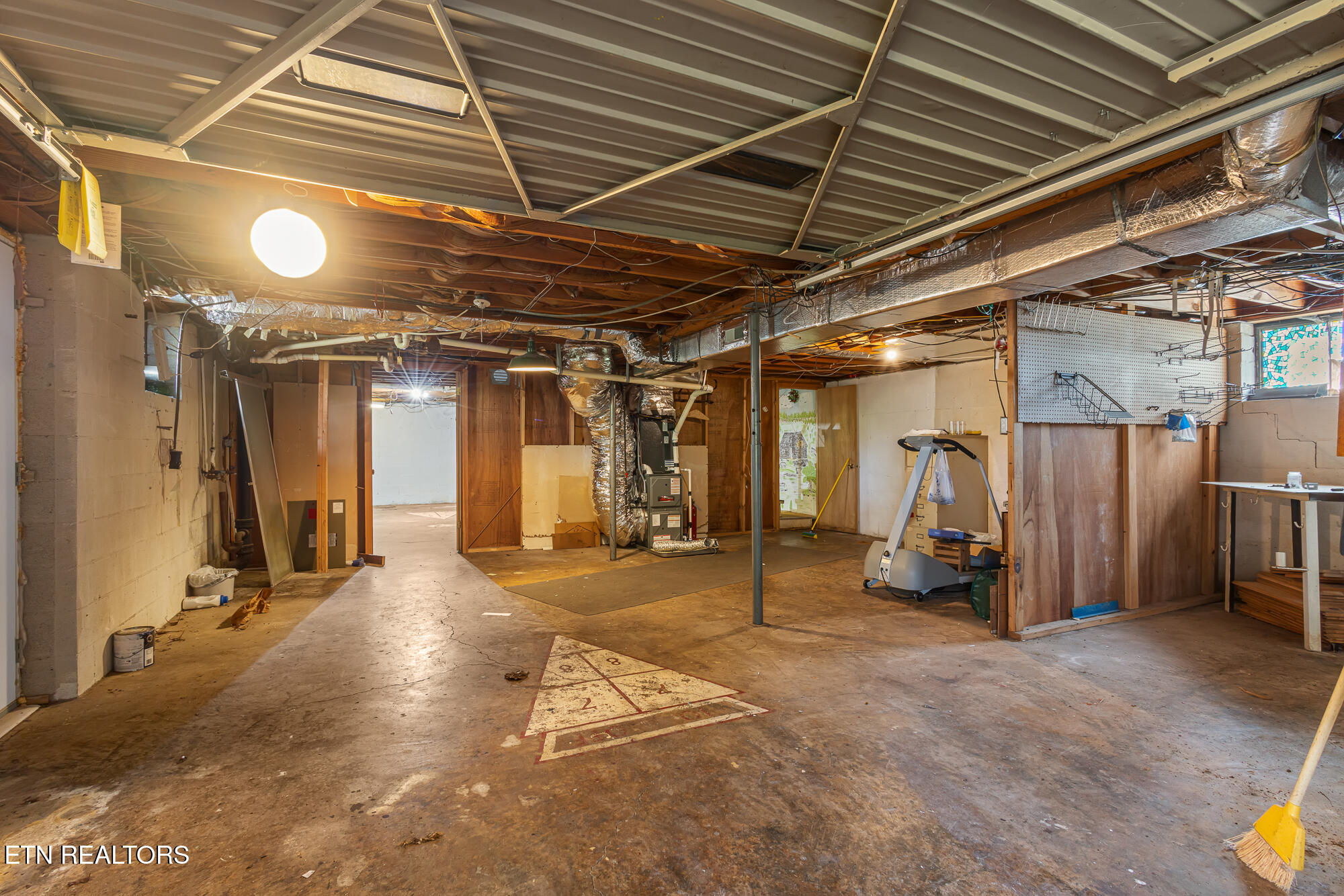 717 James Street Athens TN 37303