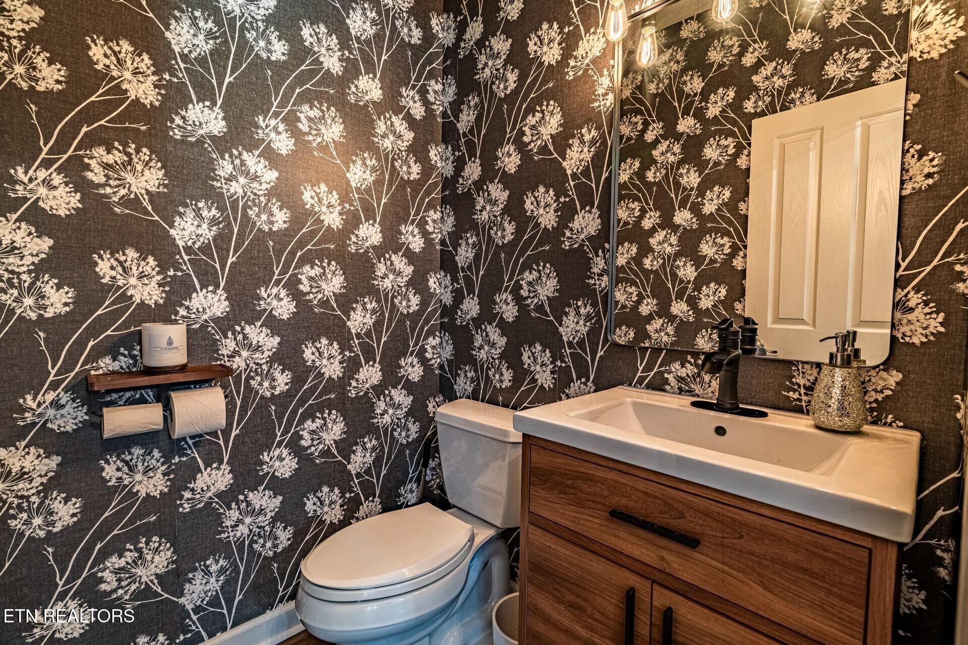 108 Oligi Lane Loudon TN 37774