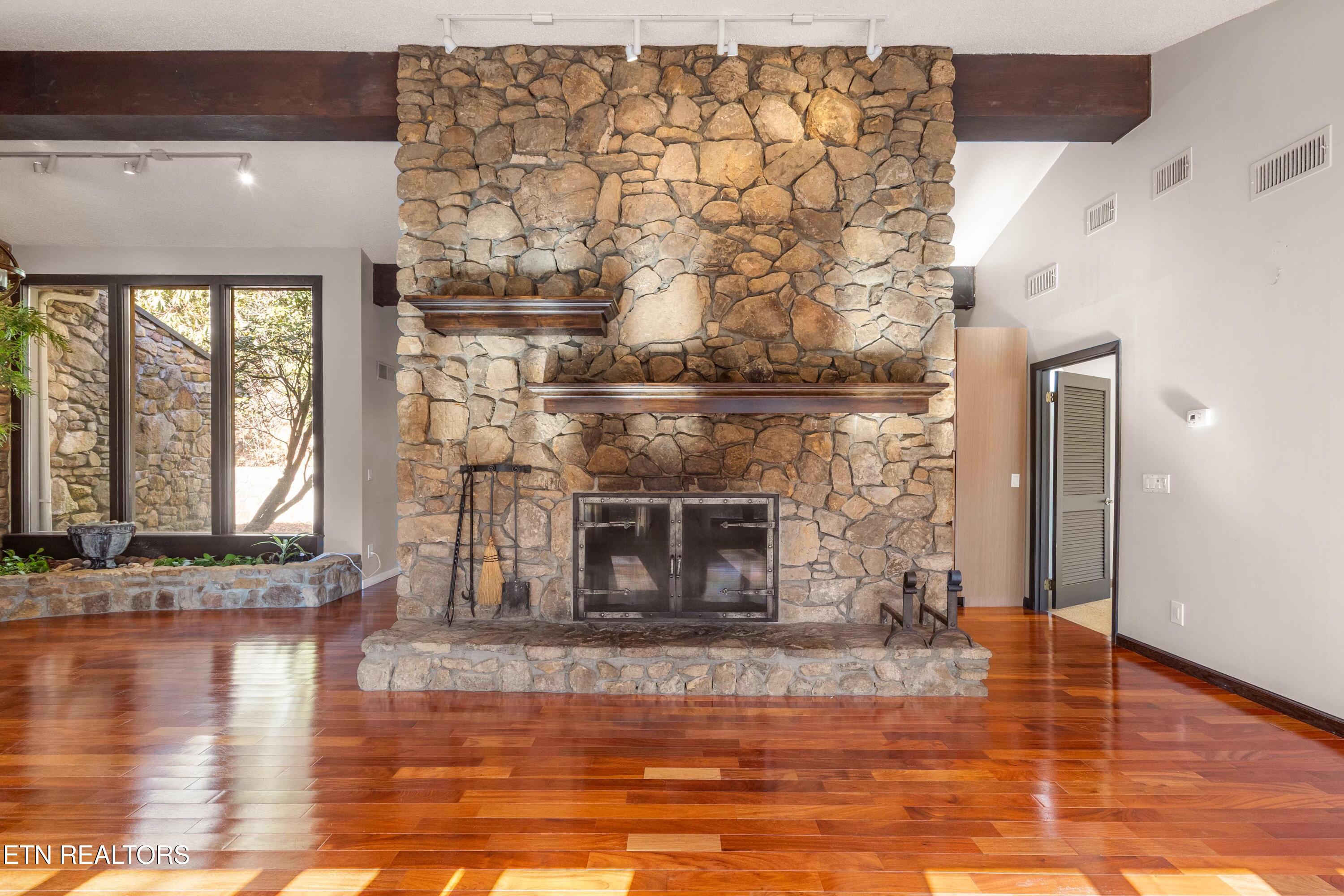 333 Gatlin Drive Gatlinburg TN 37738