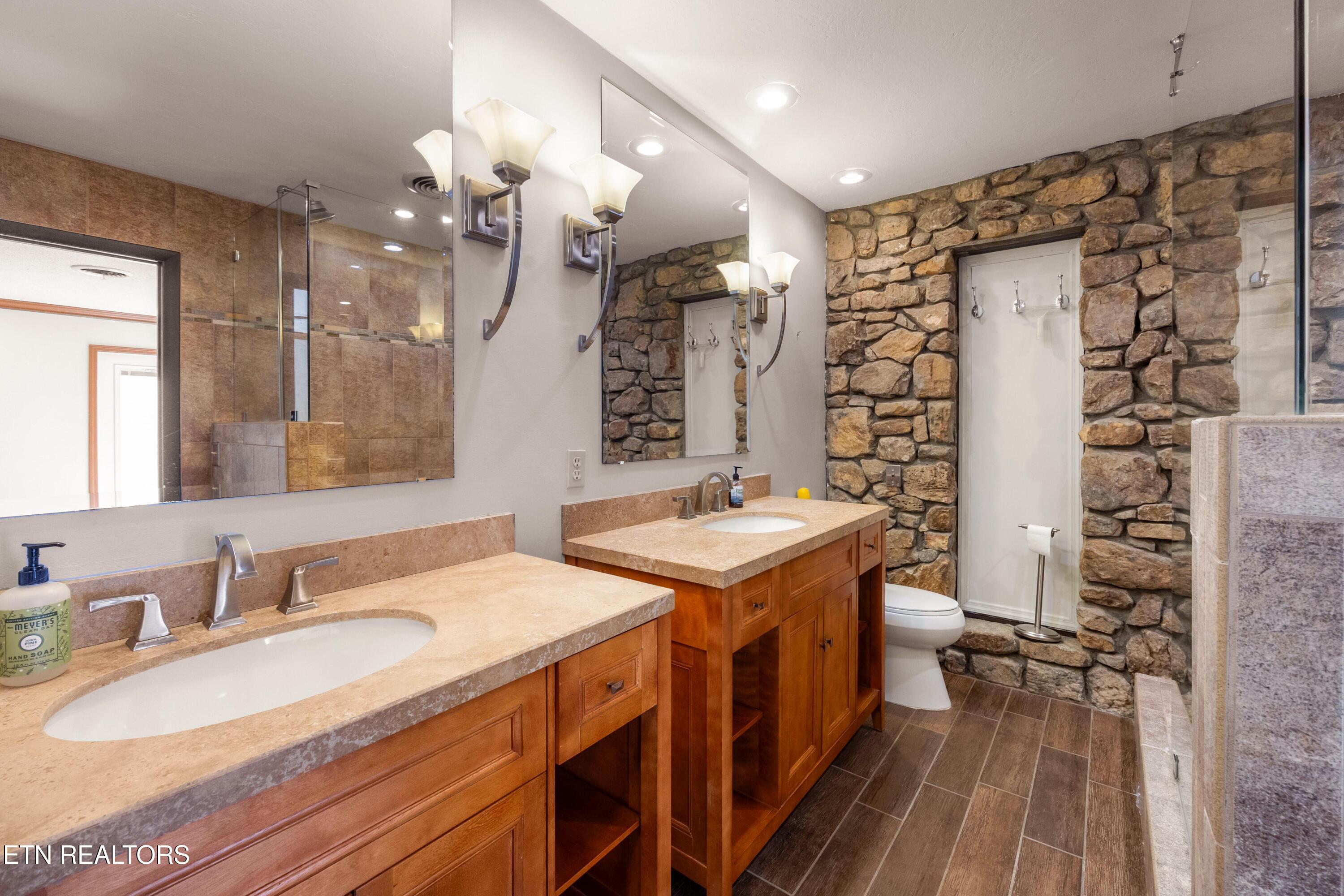 333 Gatlin Drive Gatlinburg TN 37738