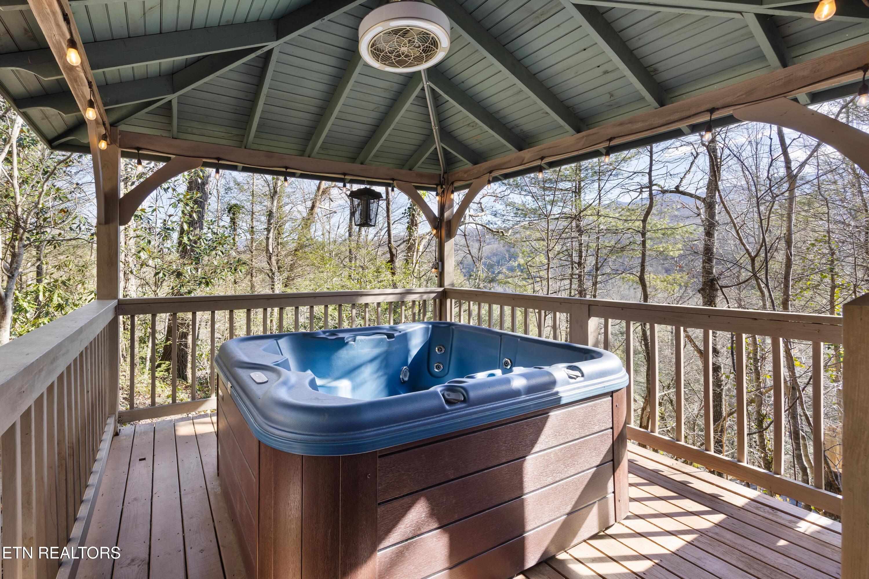 333 Gatlin Drive Gatlinburg TN 37738