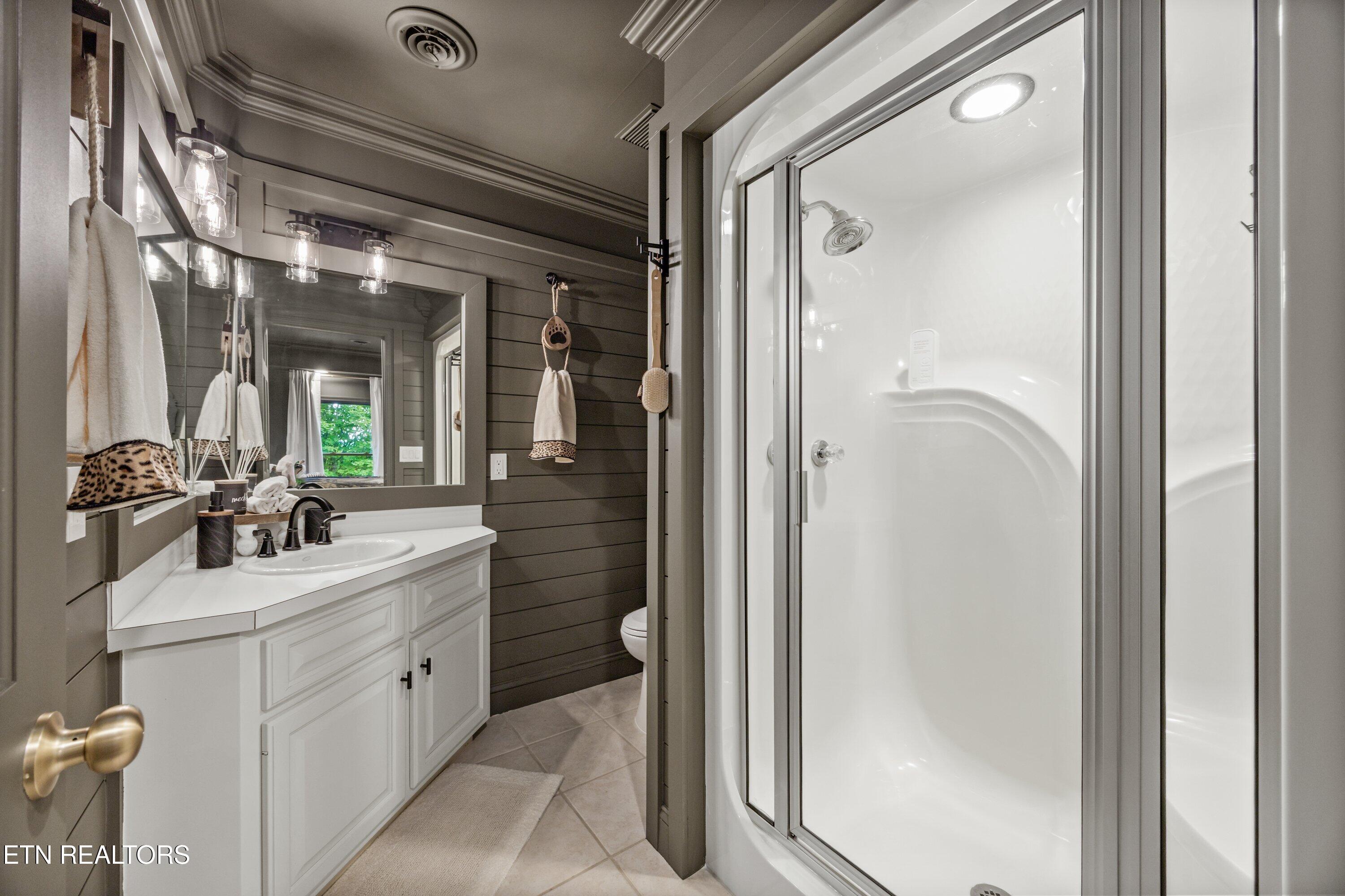 704 Blue Dun Court Pigeon Forge TN 37863