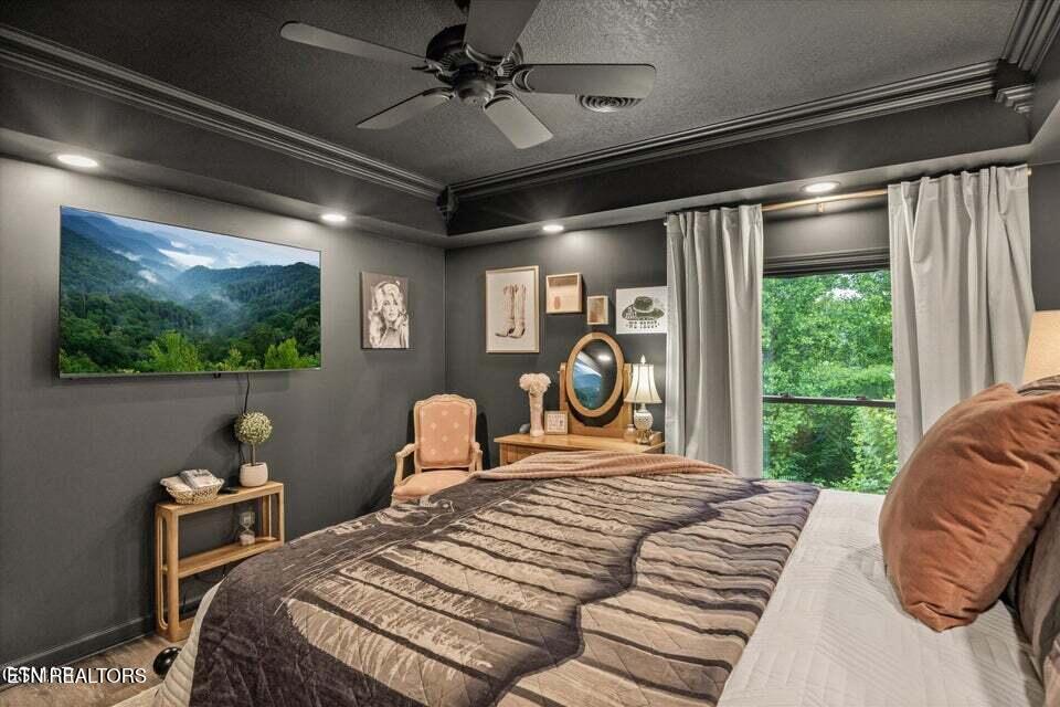704 Blue Dun Court Pigeon Forge TN 37863