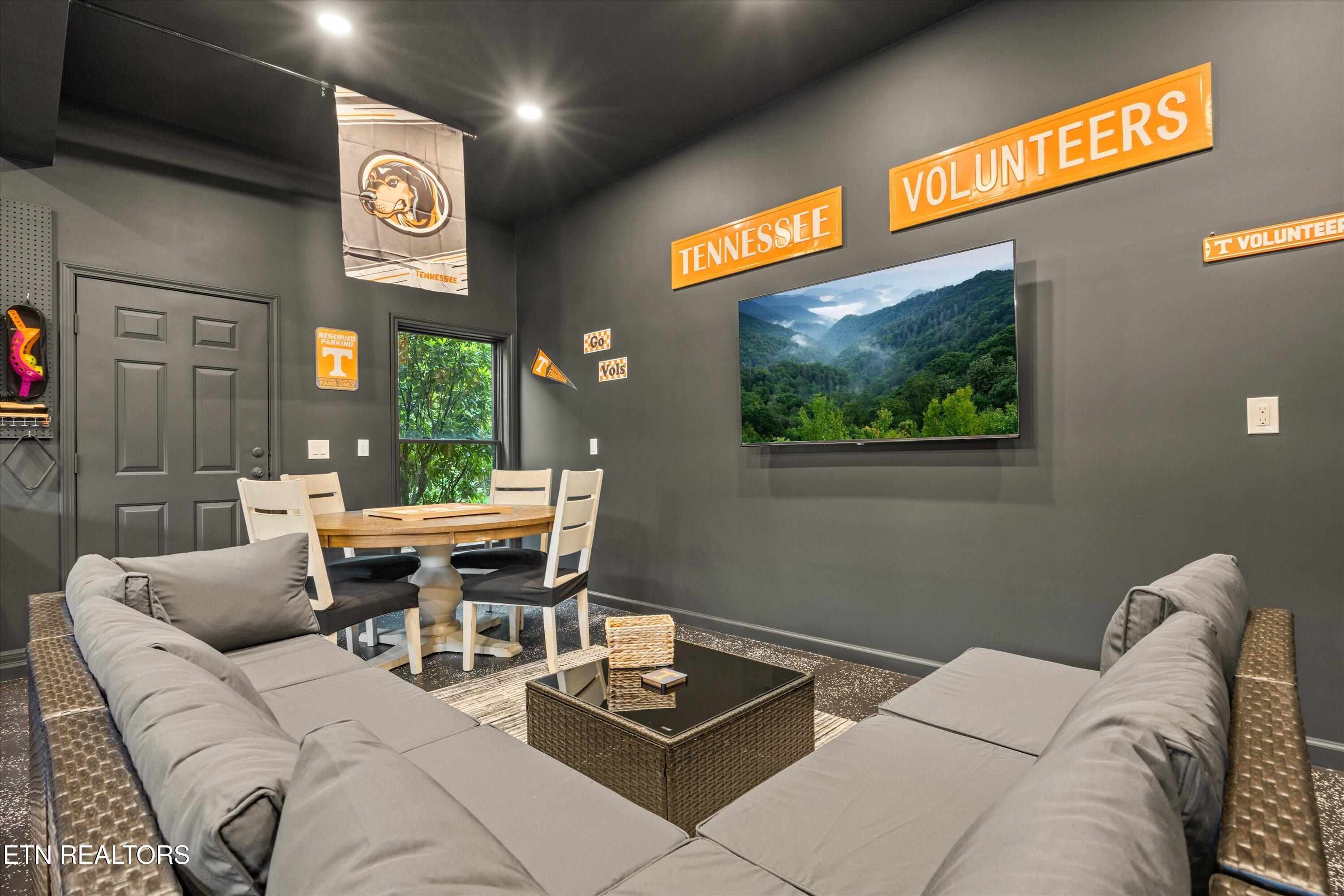 704 Blue Dun Court Pigeon Forge TN 37863