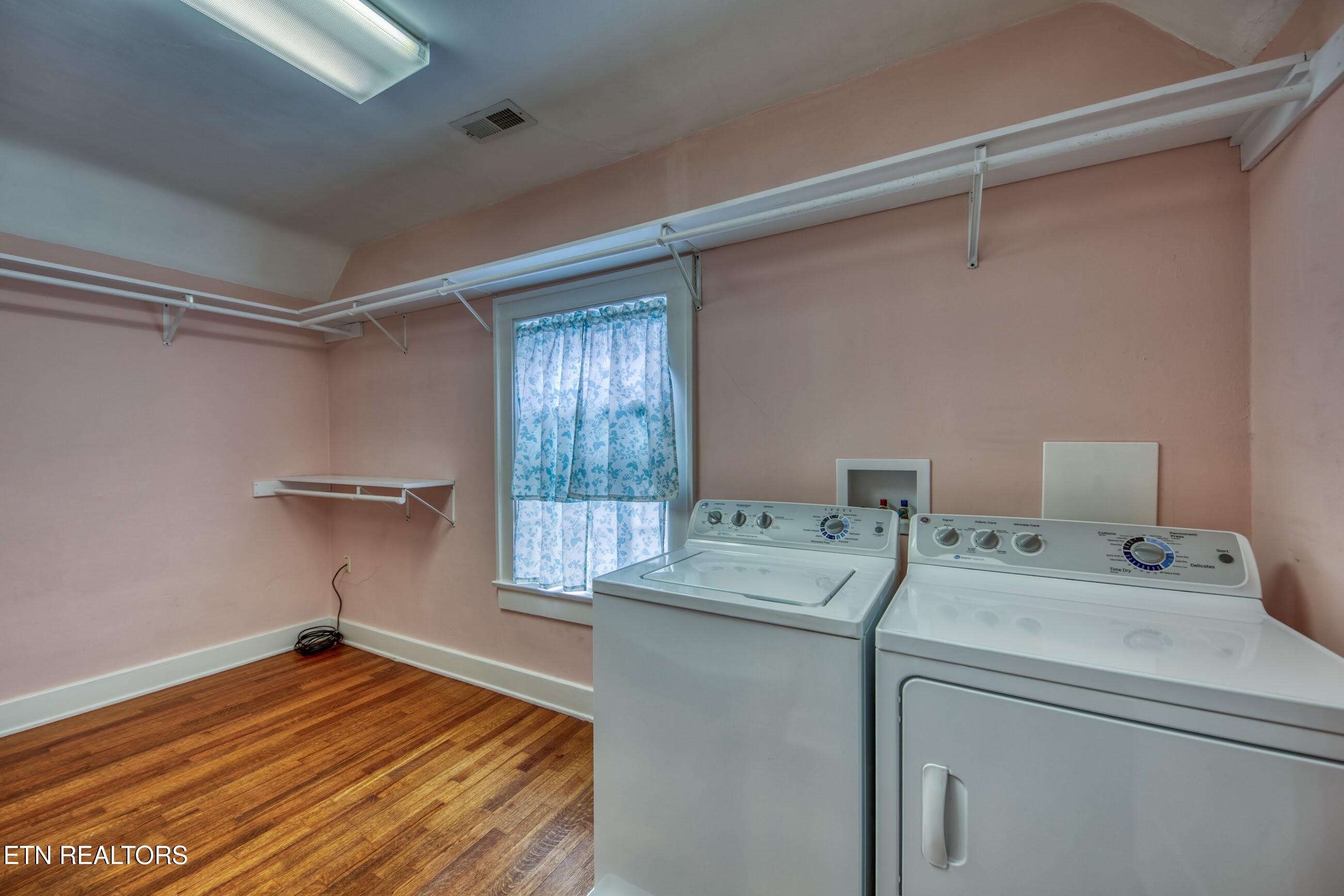 918 Windgate Street Knoxville TN 37919