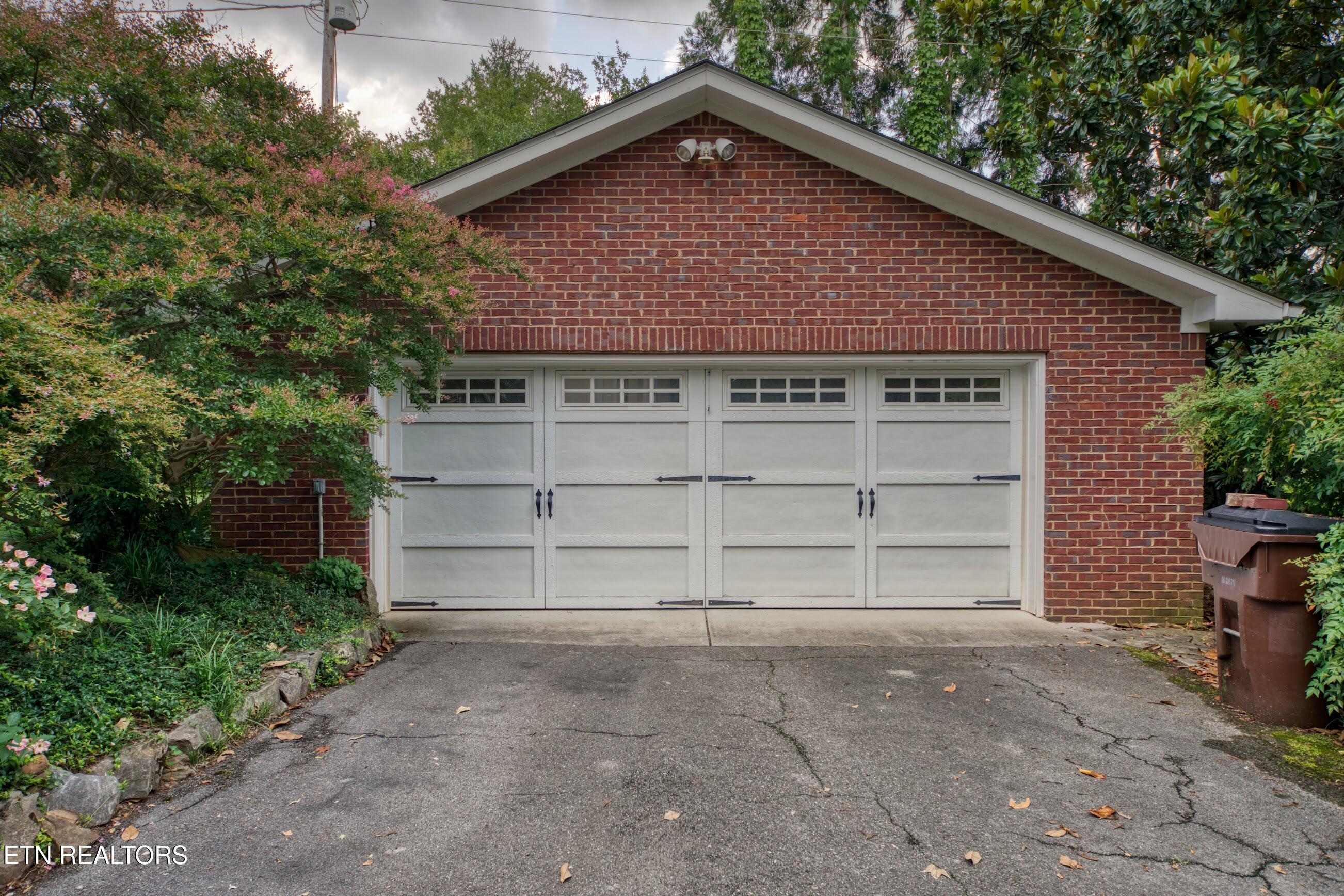 918 Windgate Street Knoxville TN 37919