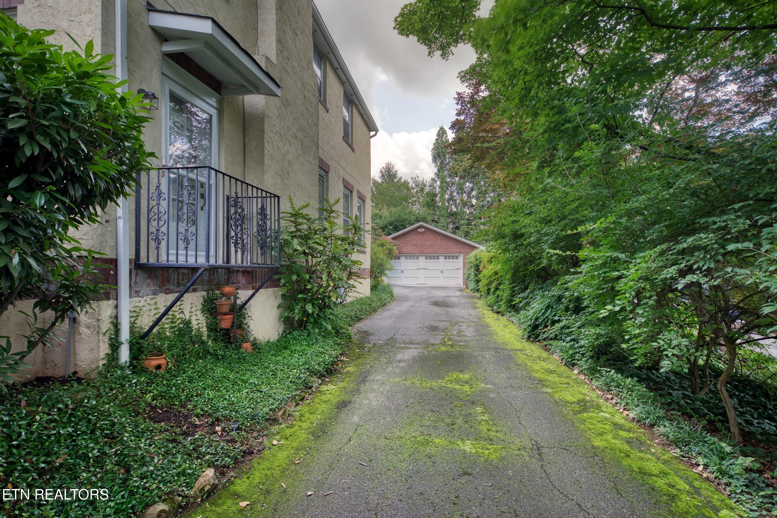 918 Windgate Street Knoxville TN 37919