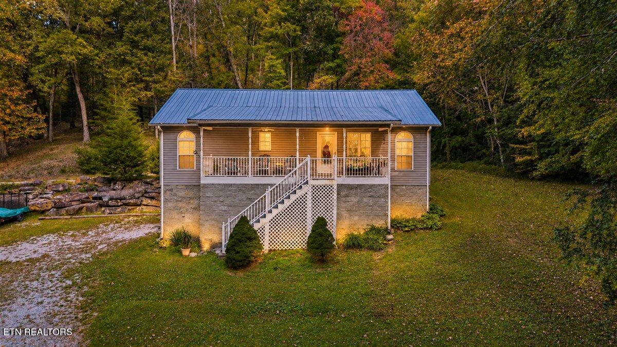 169 Bibee Lane Caryville TN 37714