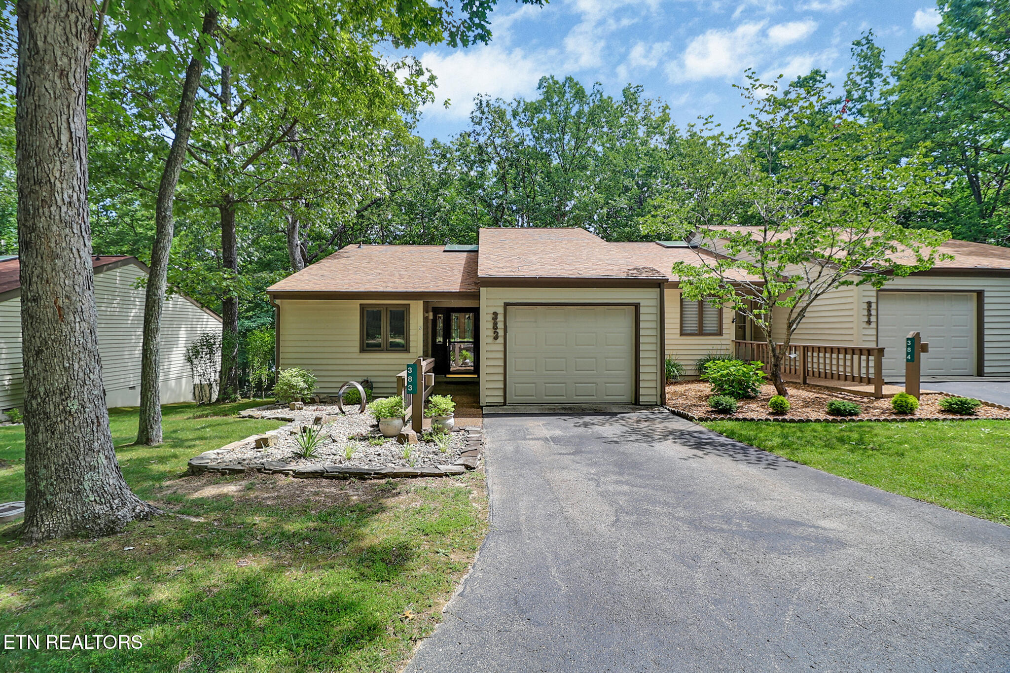 383 Lake Catherine Court Crossville TN 38558