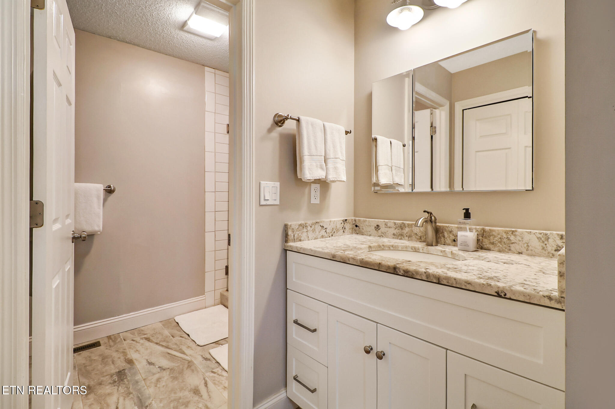 383 Lake Catherine Court Crossville TN 38558