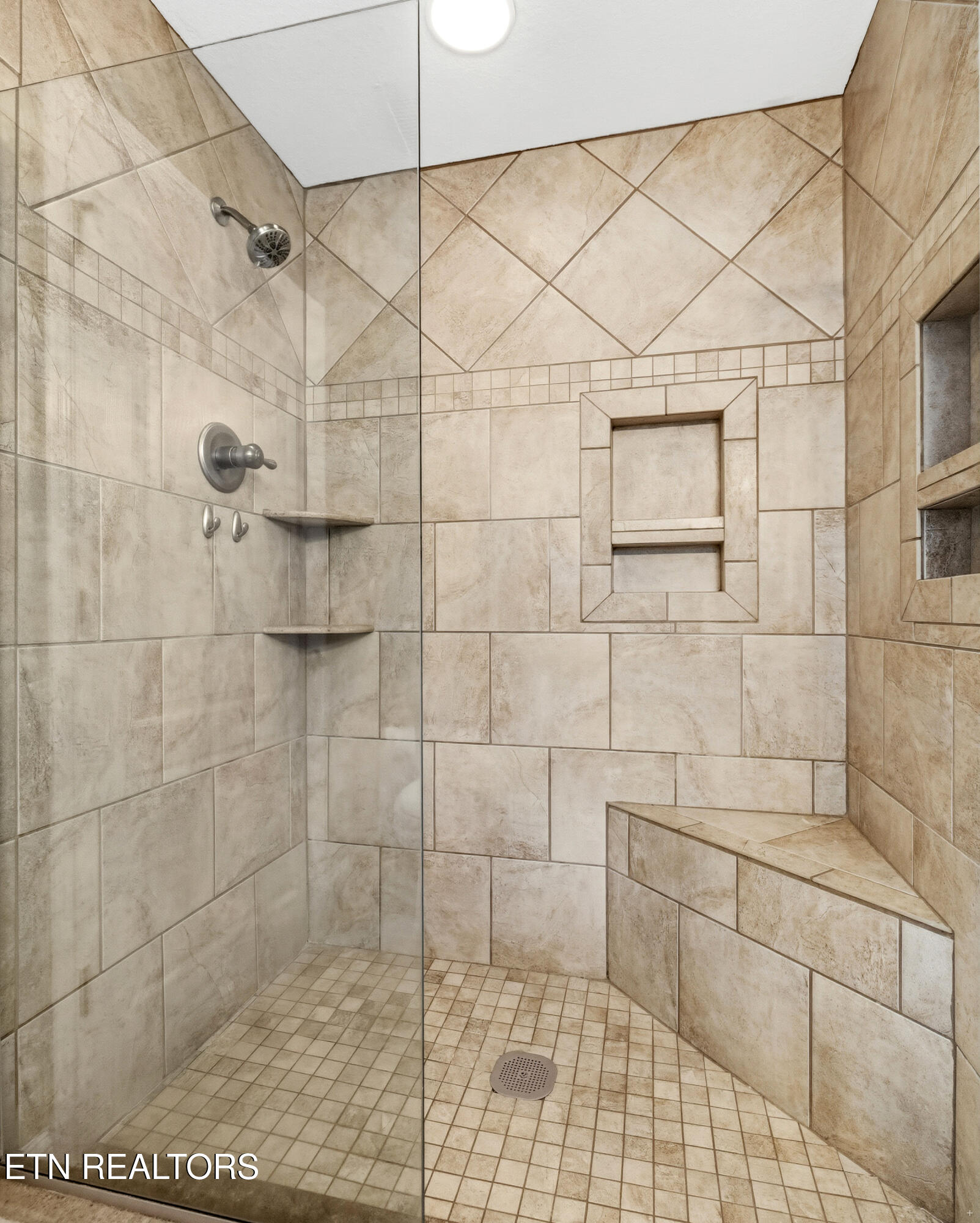 127 Ridgeland Lane Sharps Chapel TN 37866