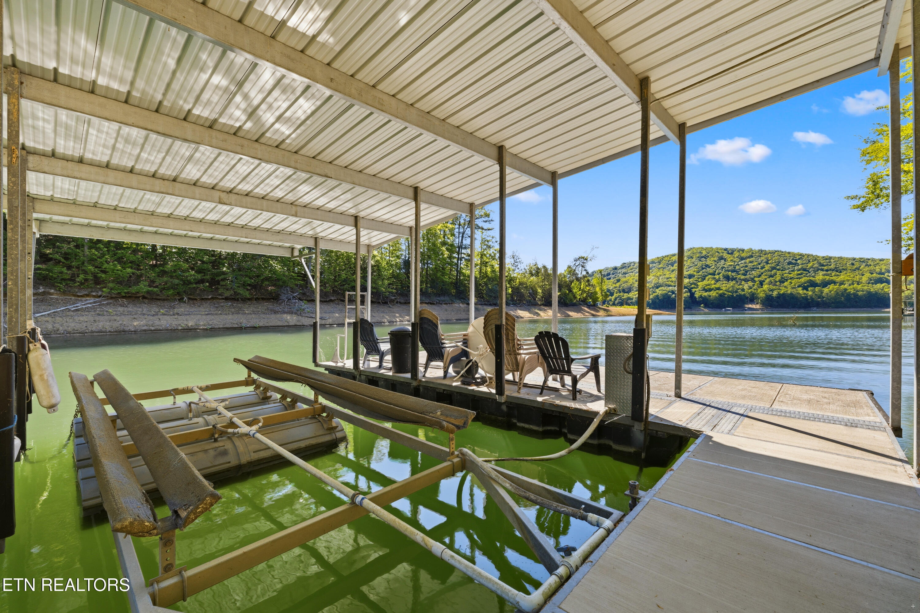 127 Ridgeland Lane Sharps Chapel TN 37866