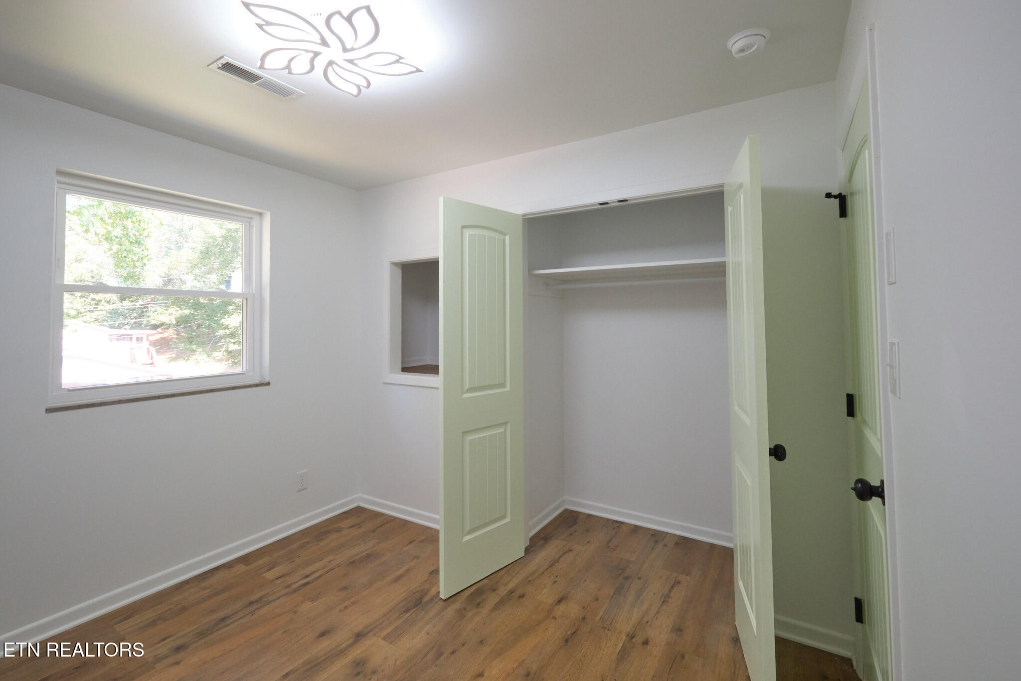 8216 Pickens Gap Road Knoxville TN 37920
