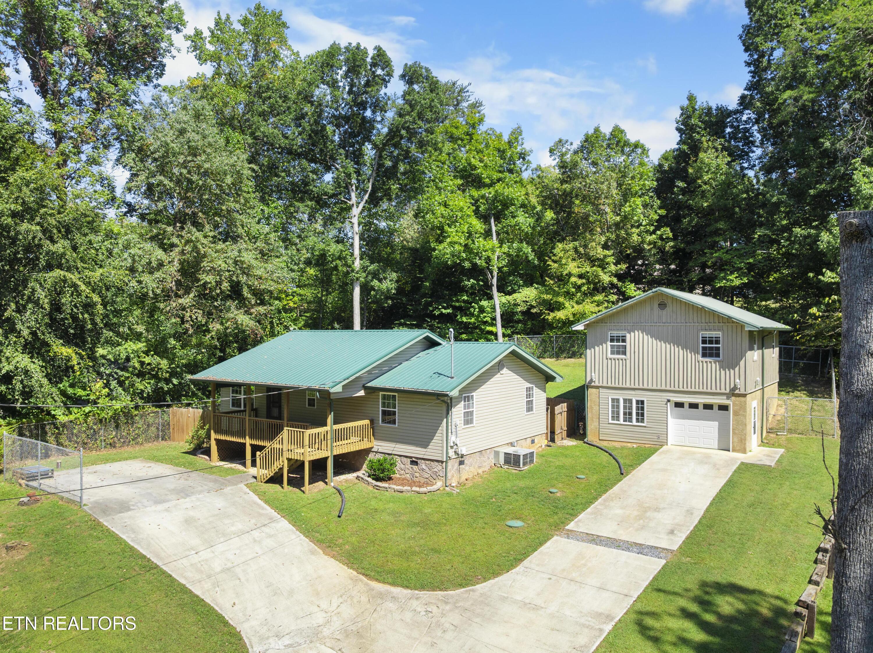 2317 Arch Rock Drive Sevierville TN 37876