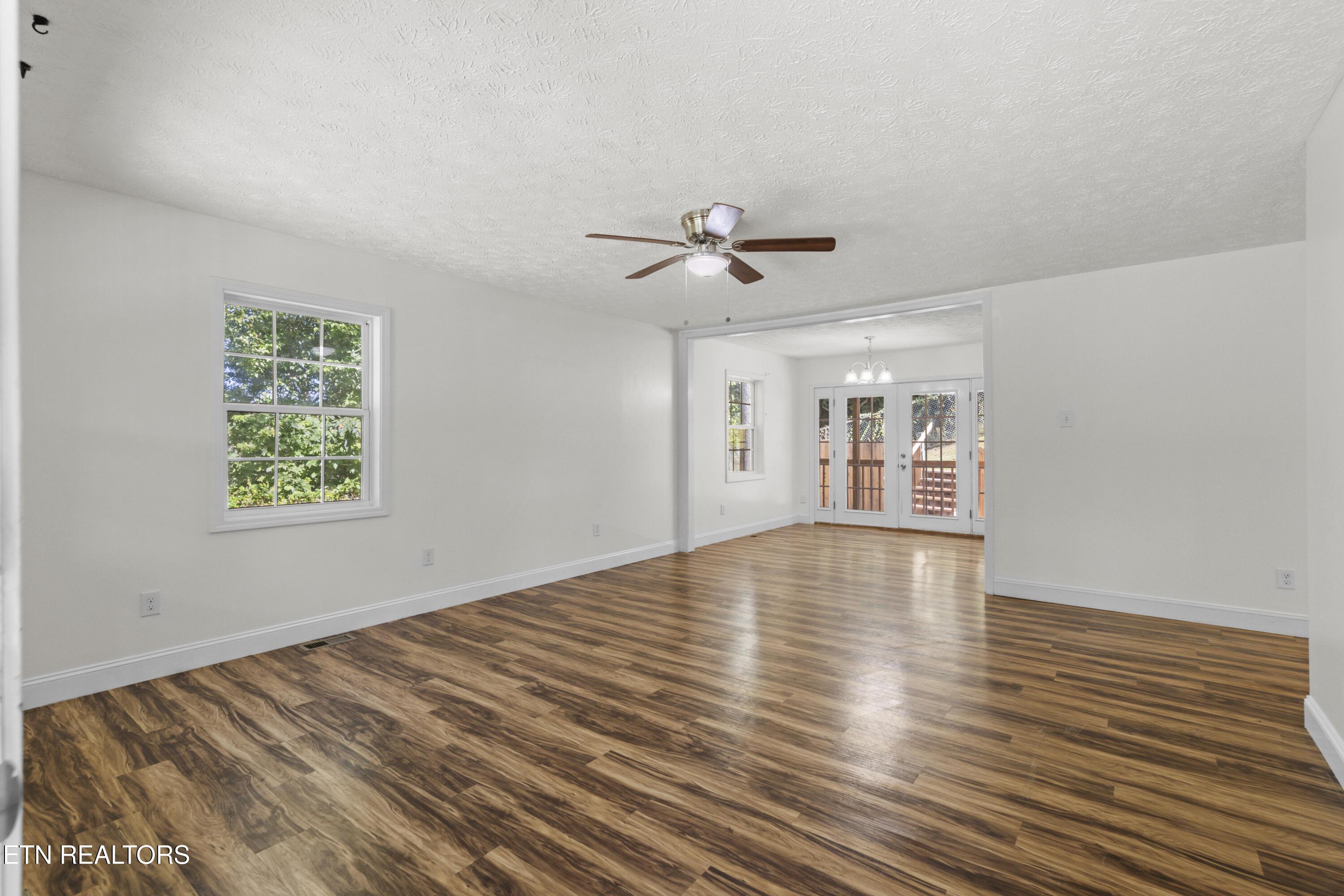 2317 Arch Rock Drive Sevierville TN 37876