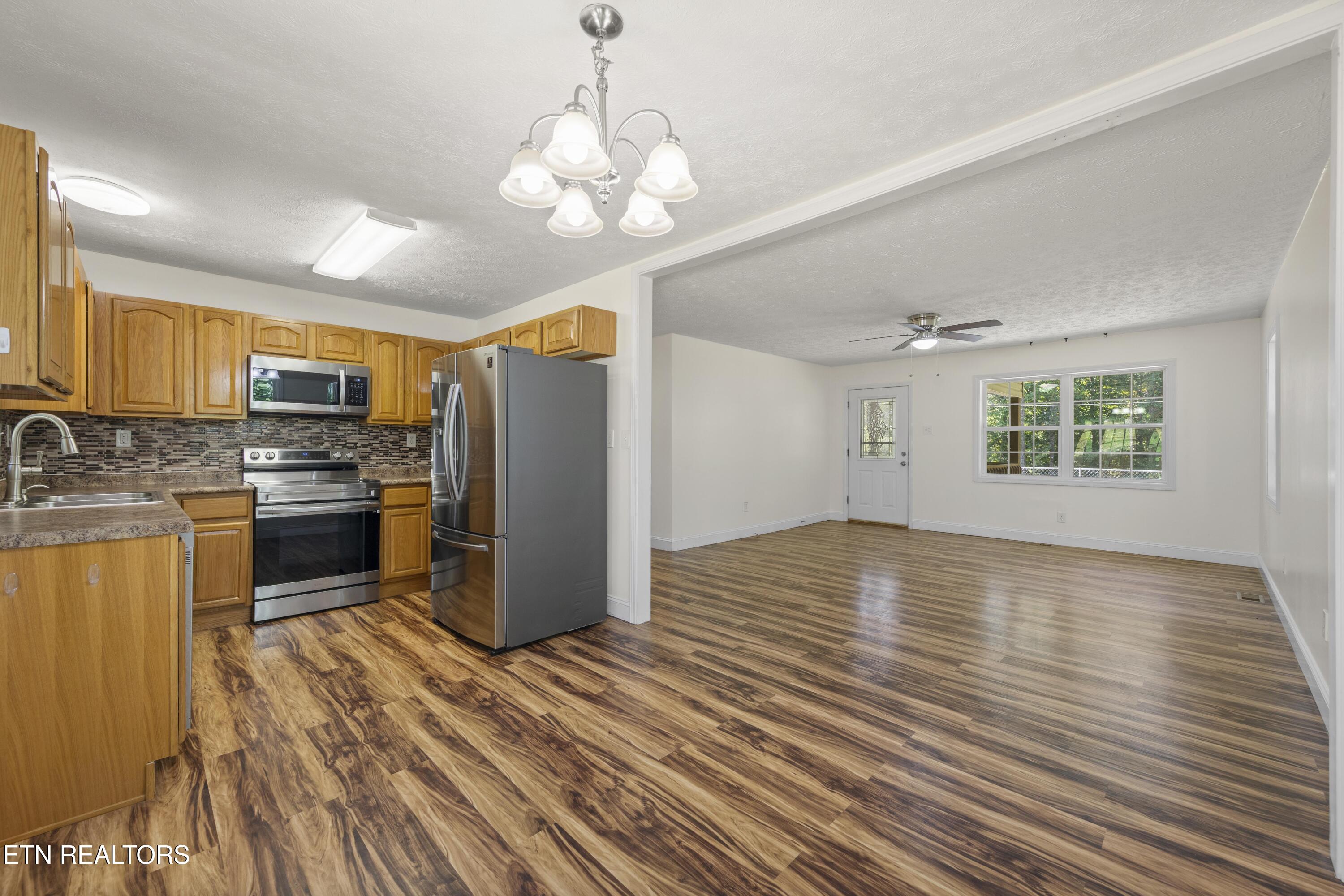 2317 Arch Rock Drive Sevierville TN 37876
