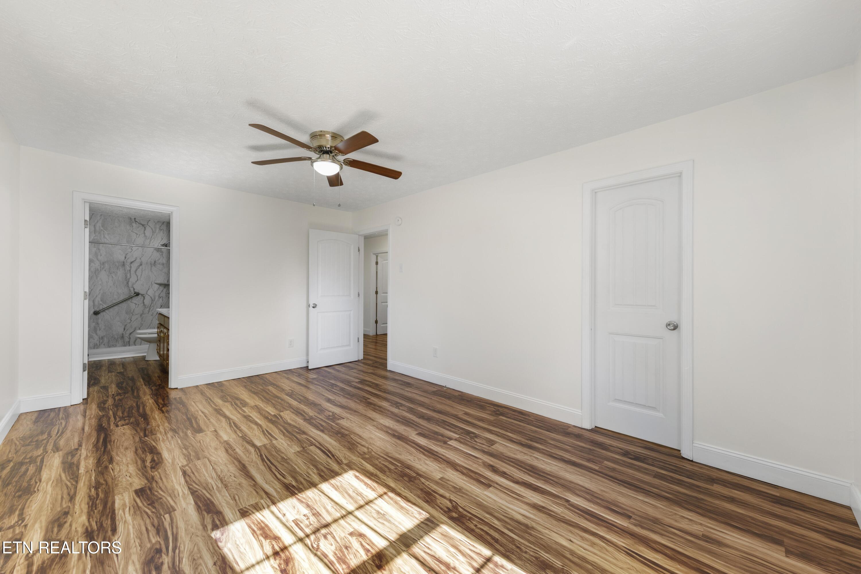 2317 Arch Rock Drive Sevierville TN 37876