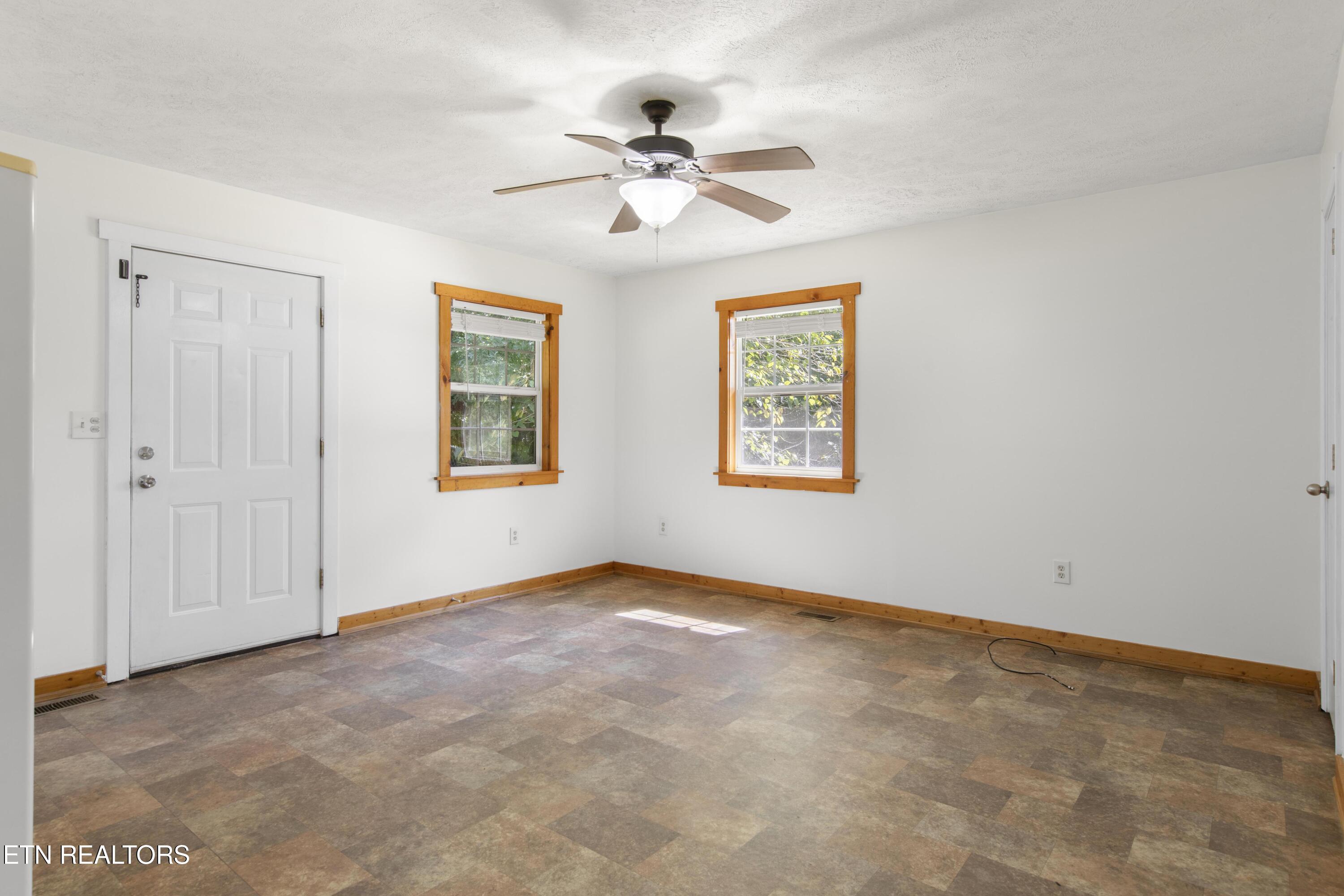 2317 Arch Rock Drive Sevierville TN 37876