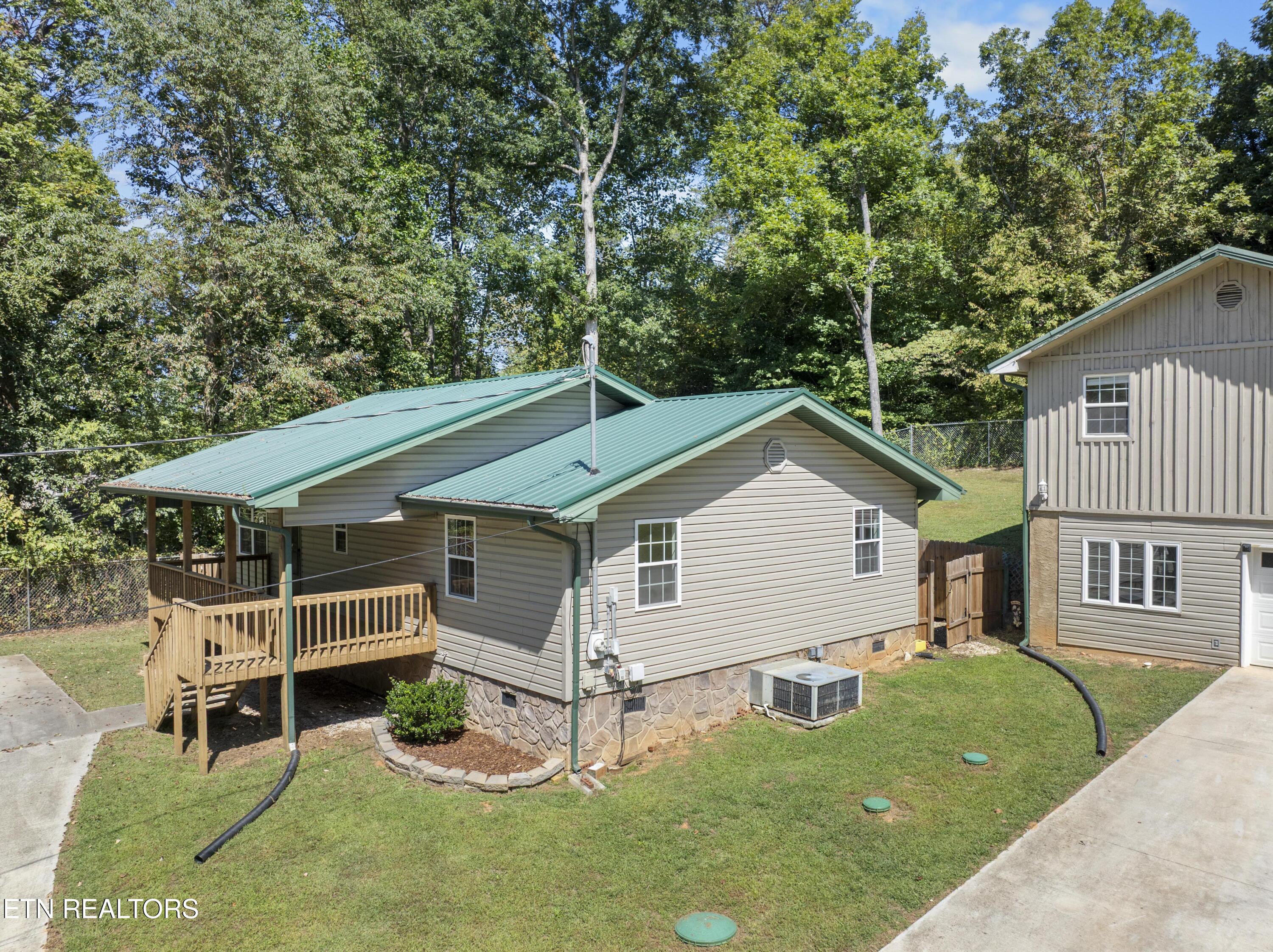 2317 Arch Rock Drive Sevierville TN 37876
