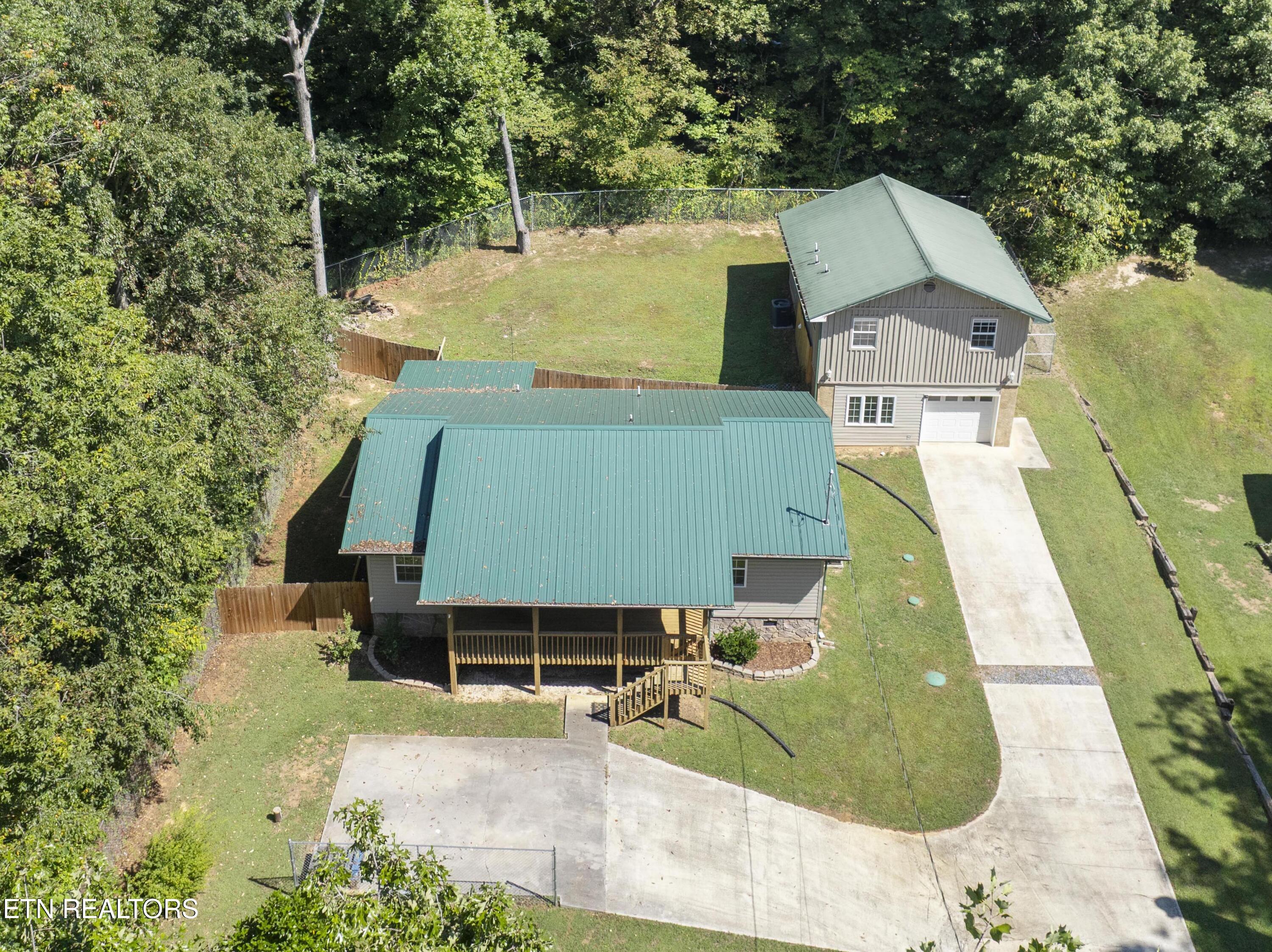 2317 Arch Rock Drive Sevierville TN 37876