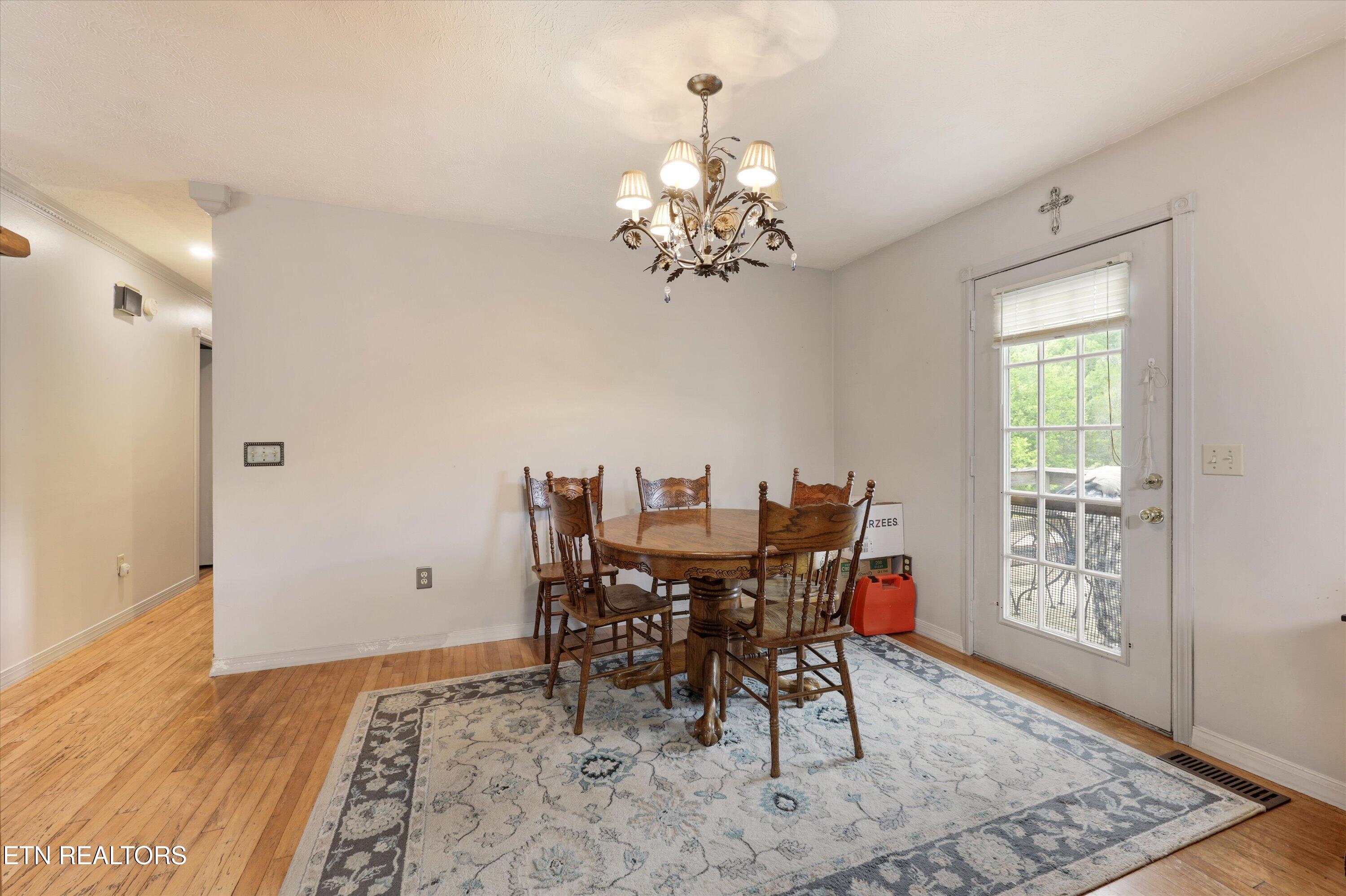 354 Apple Valley Road Sevierville TN 37862
