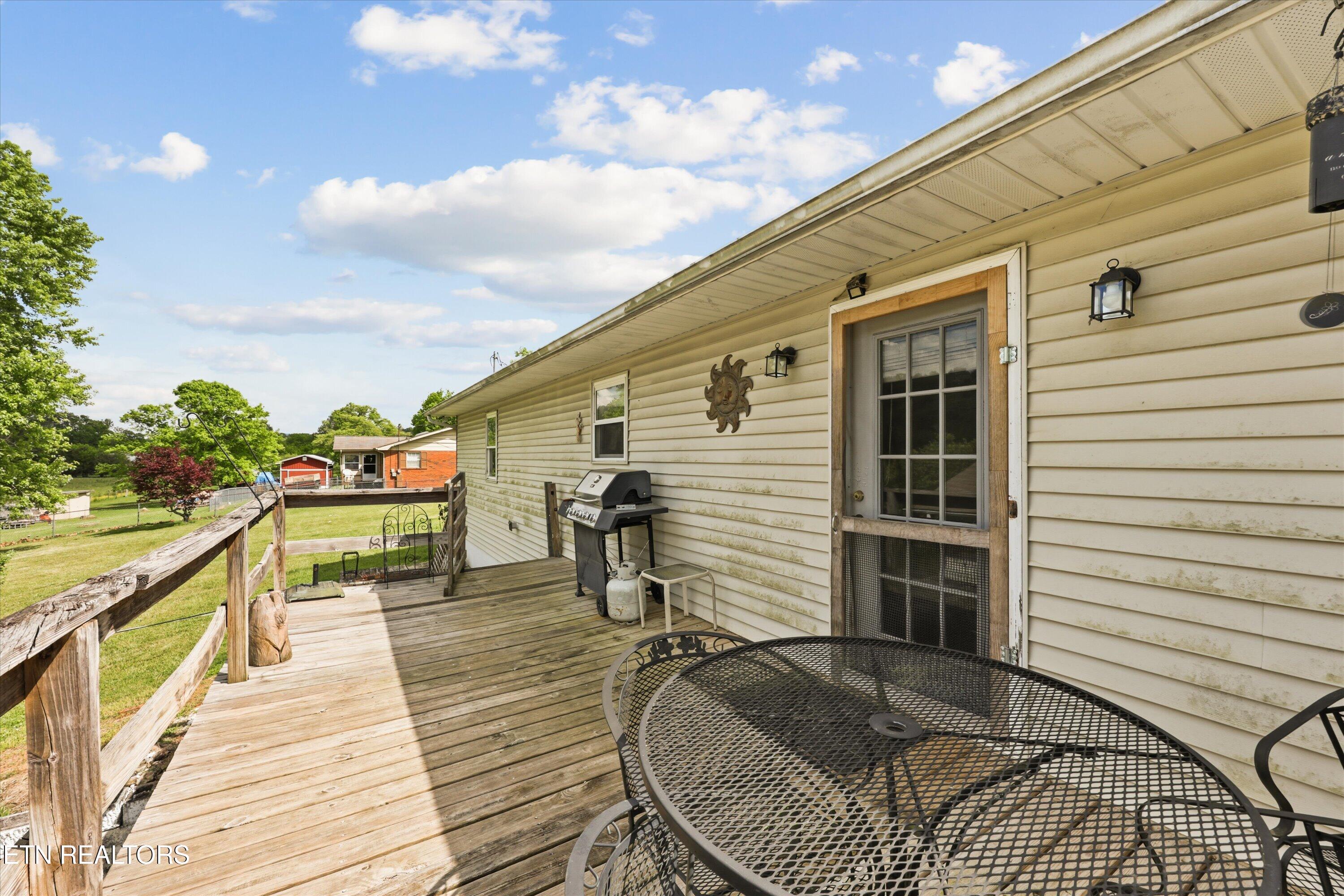 354 Apple Valley Road Sevierville TN 37862