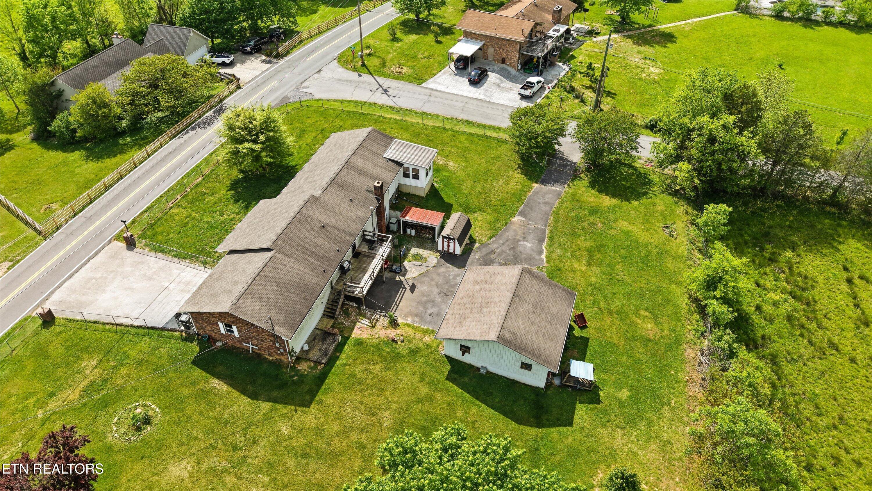 354 Apple Valley Road Sevierville TN 37862