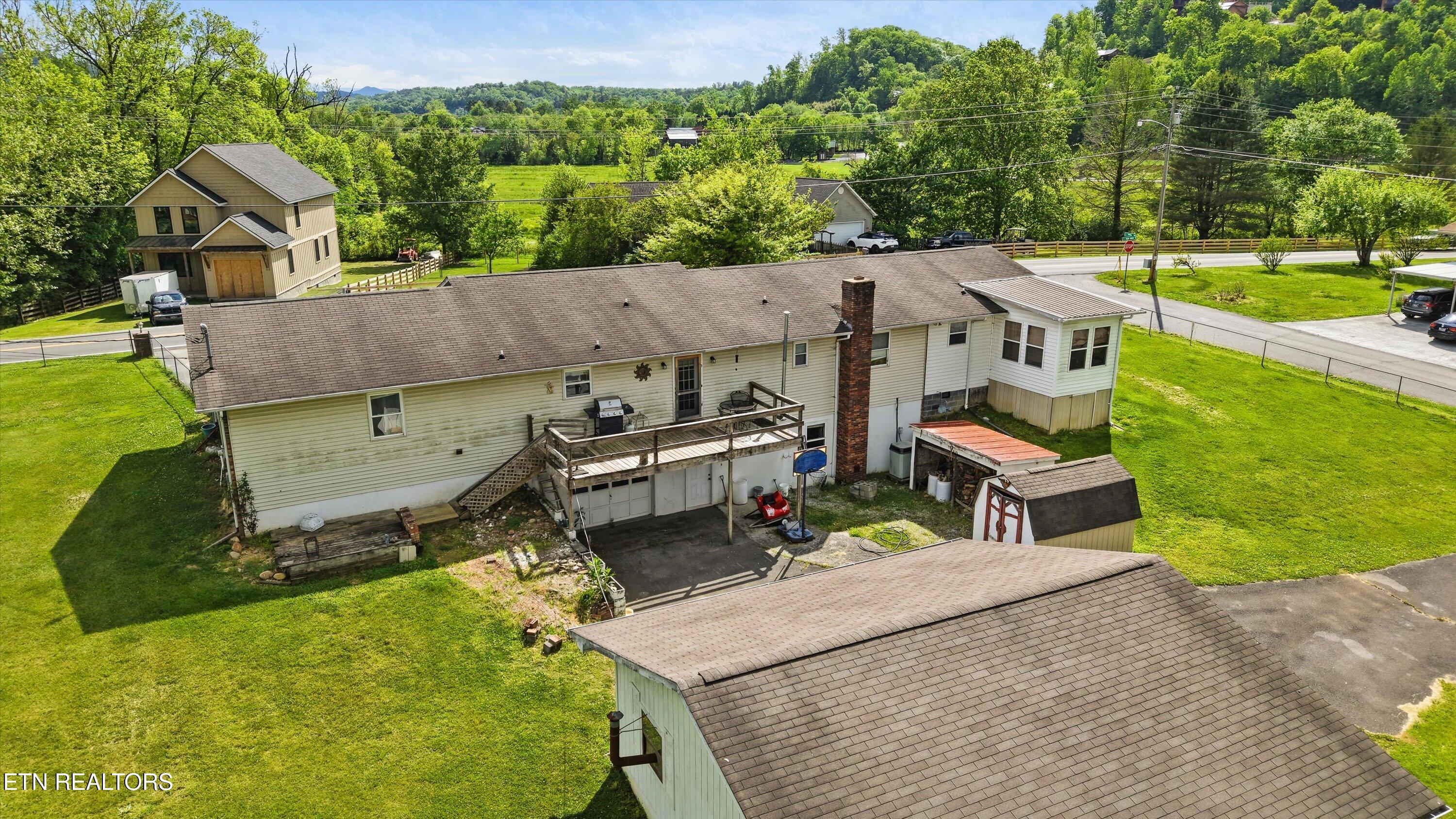 354 Apple Valley Road Sevierville TN 37862