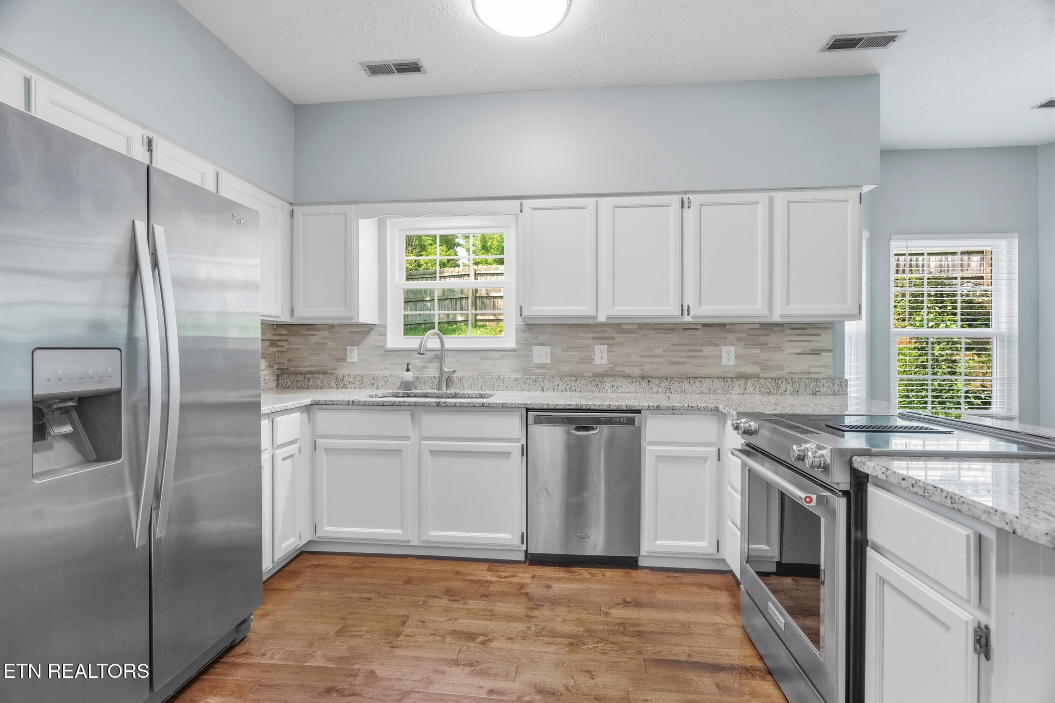 1021 Edenbridge Way Knoxville TN 37923