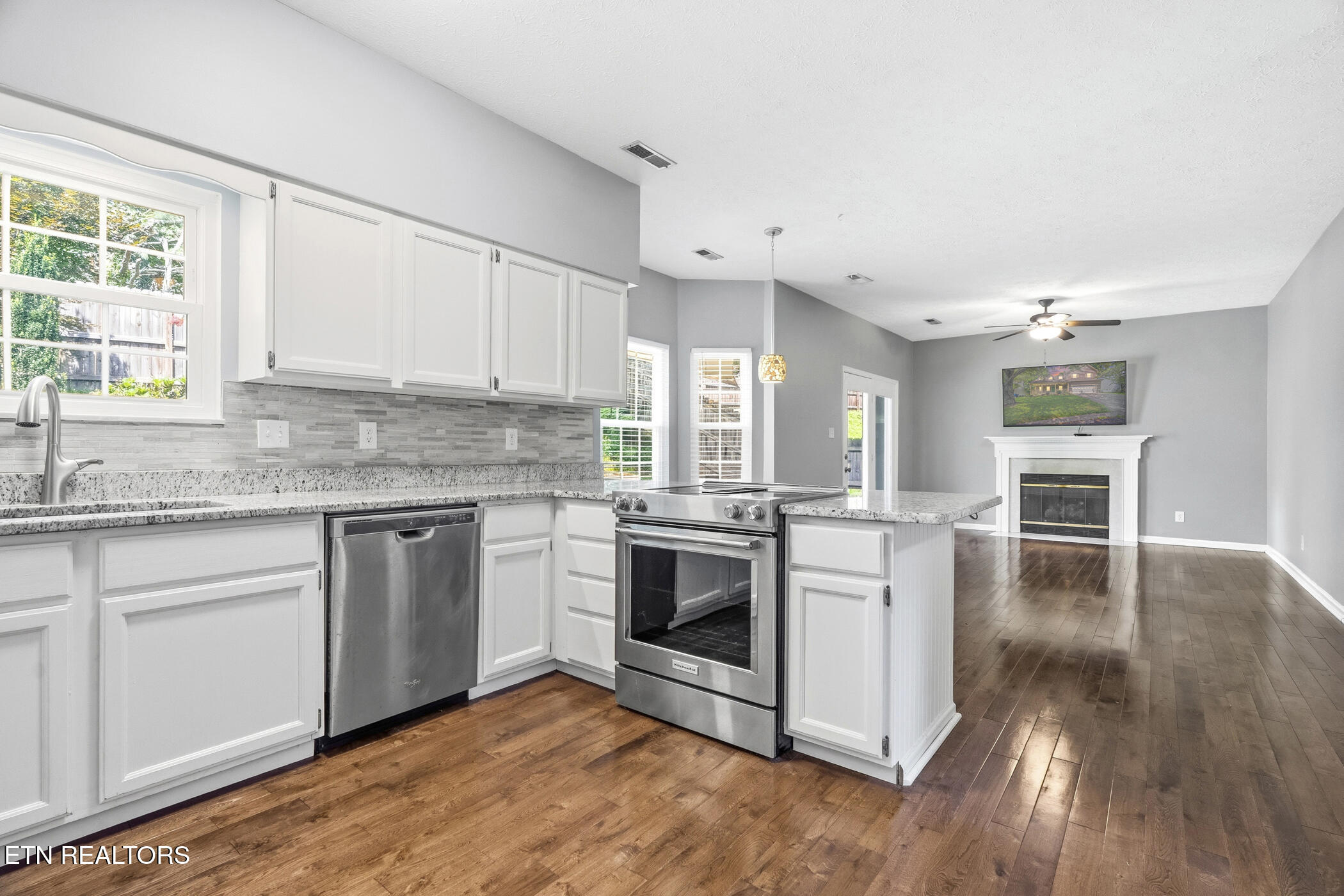 1021 Edenbridge Way Knoxville TN 37923