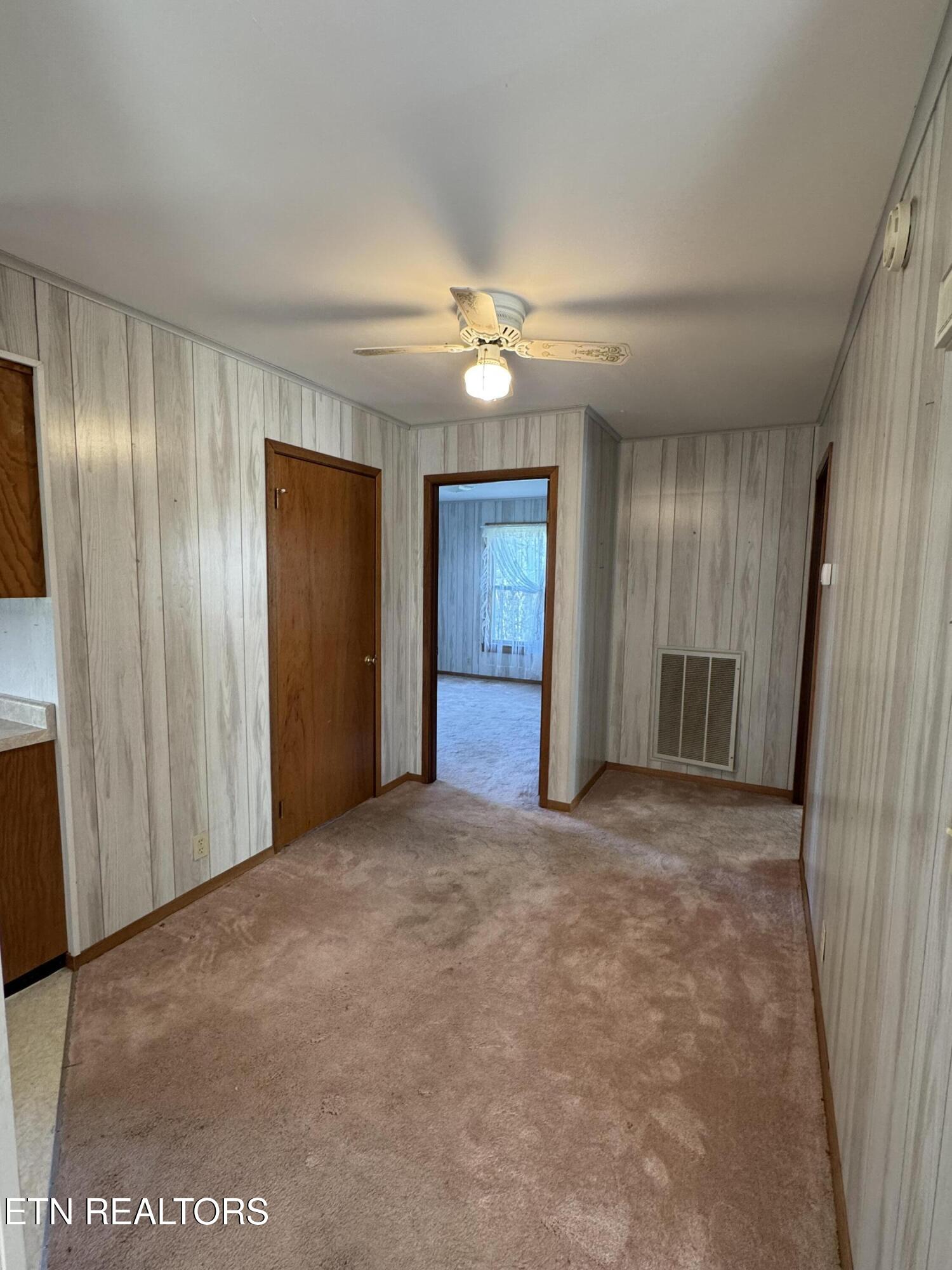 211 Black Oak Road Oneida TN 37841