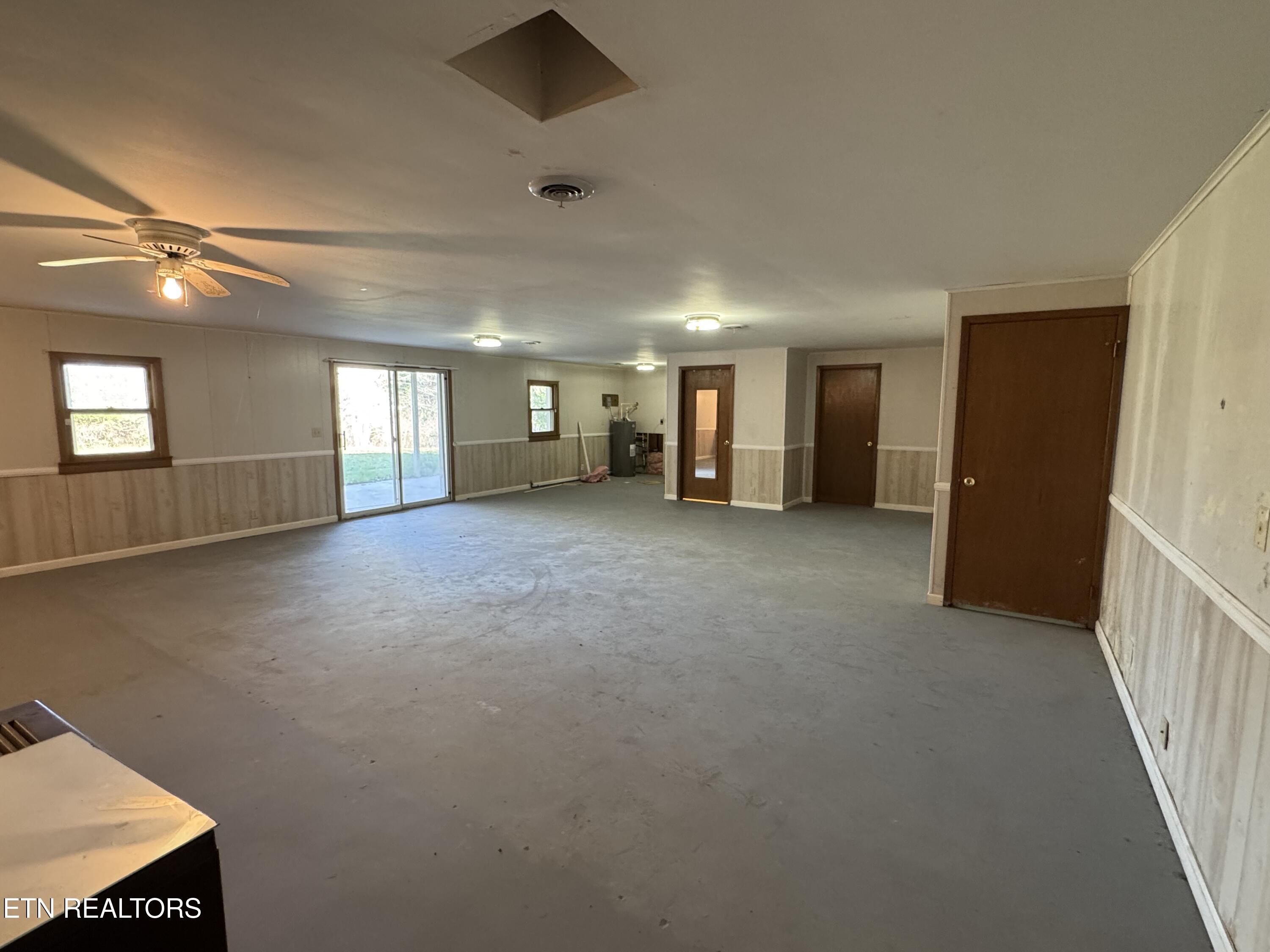 211 Black Oak Road Oneida TN 37841