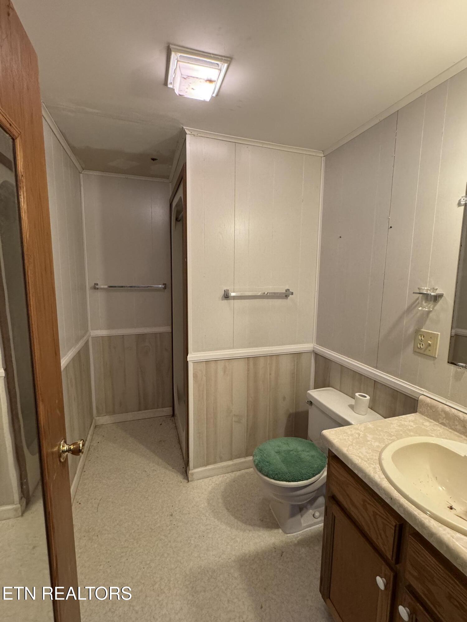 211 Black Oak Road Oneida TN 37841
